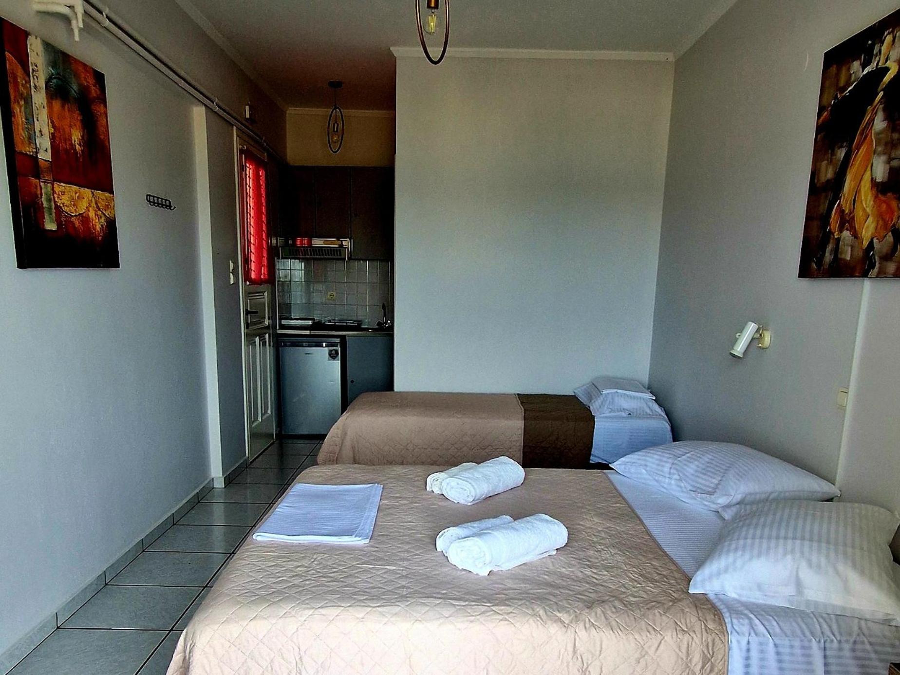 Studio with Sea View (3 Adults) photo 3