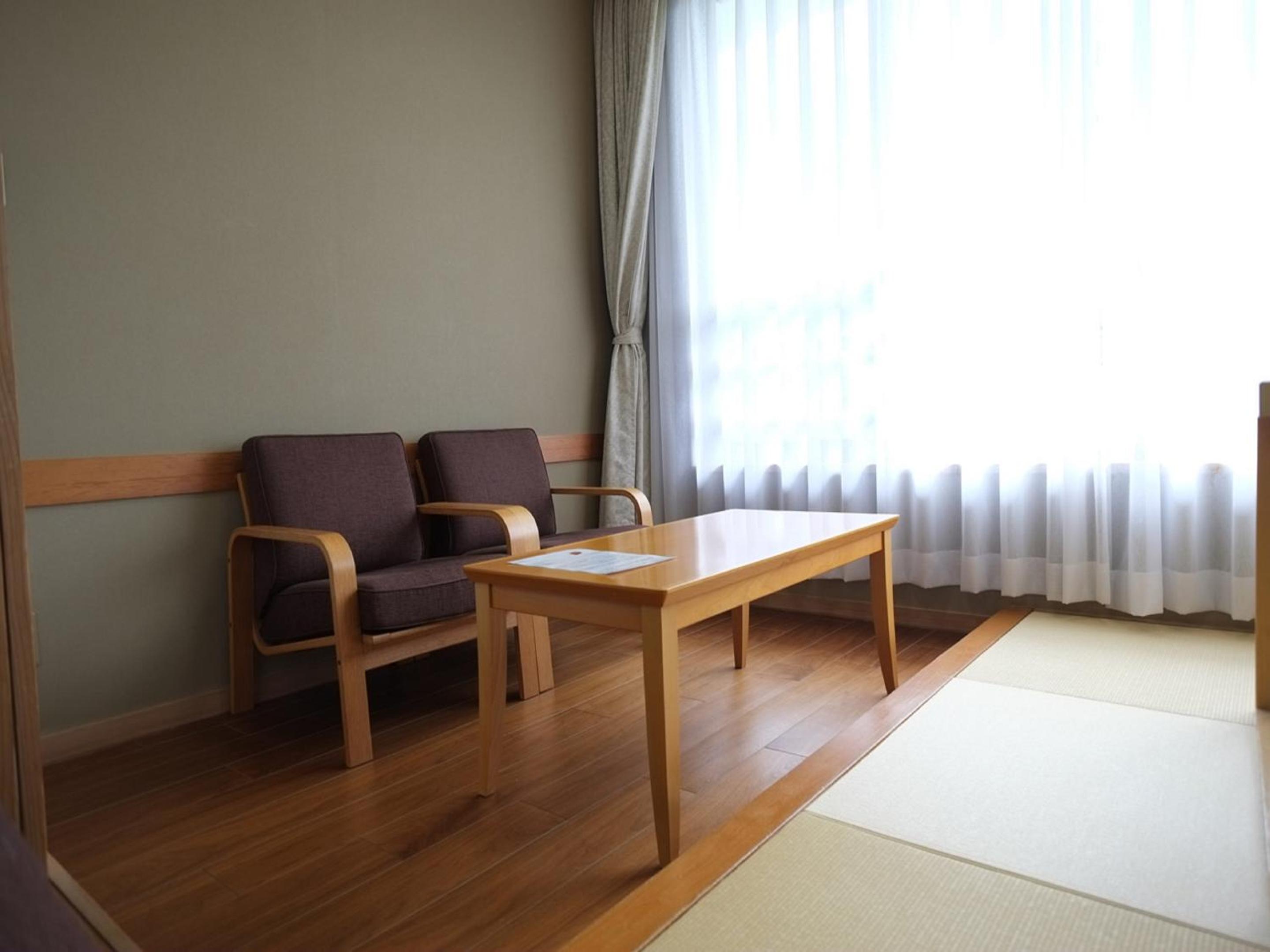 Standard Twin Room photo 3