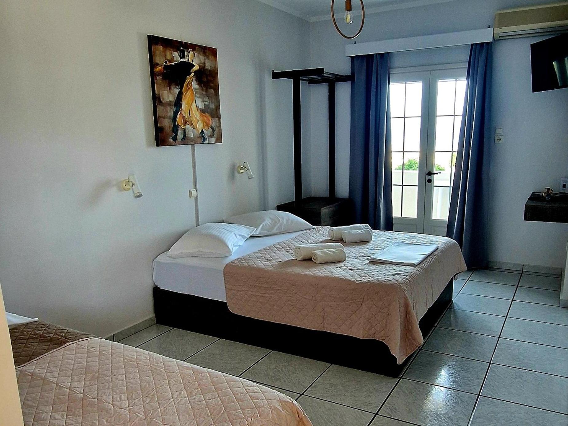 Studio with Sea View (3 Adults) photo 2