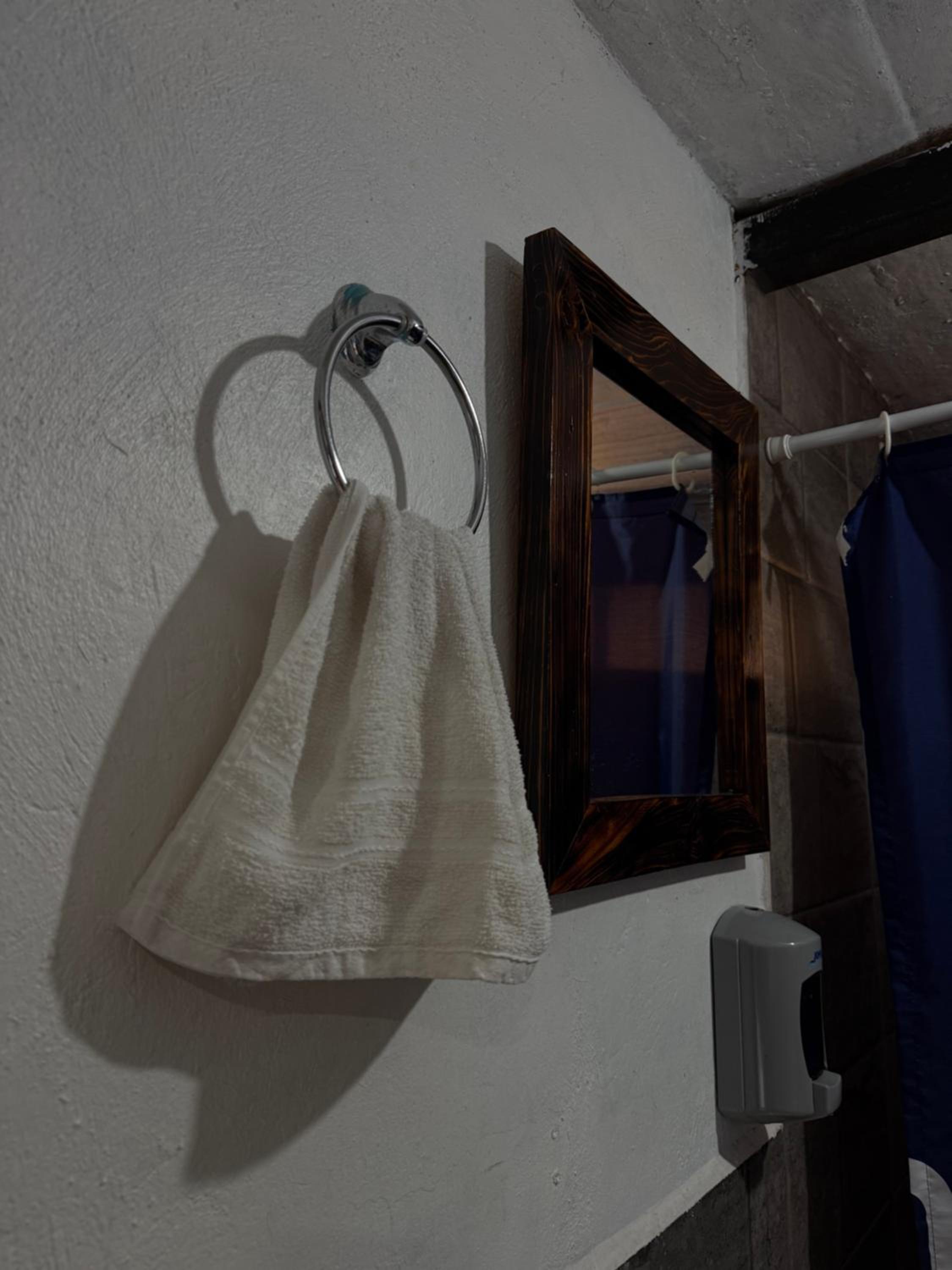 Double Room with Private Bathroom - Photo 1