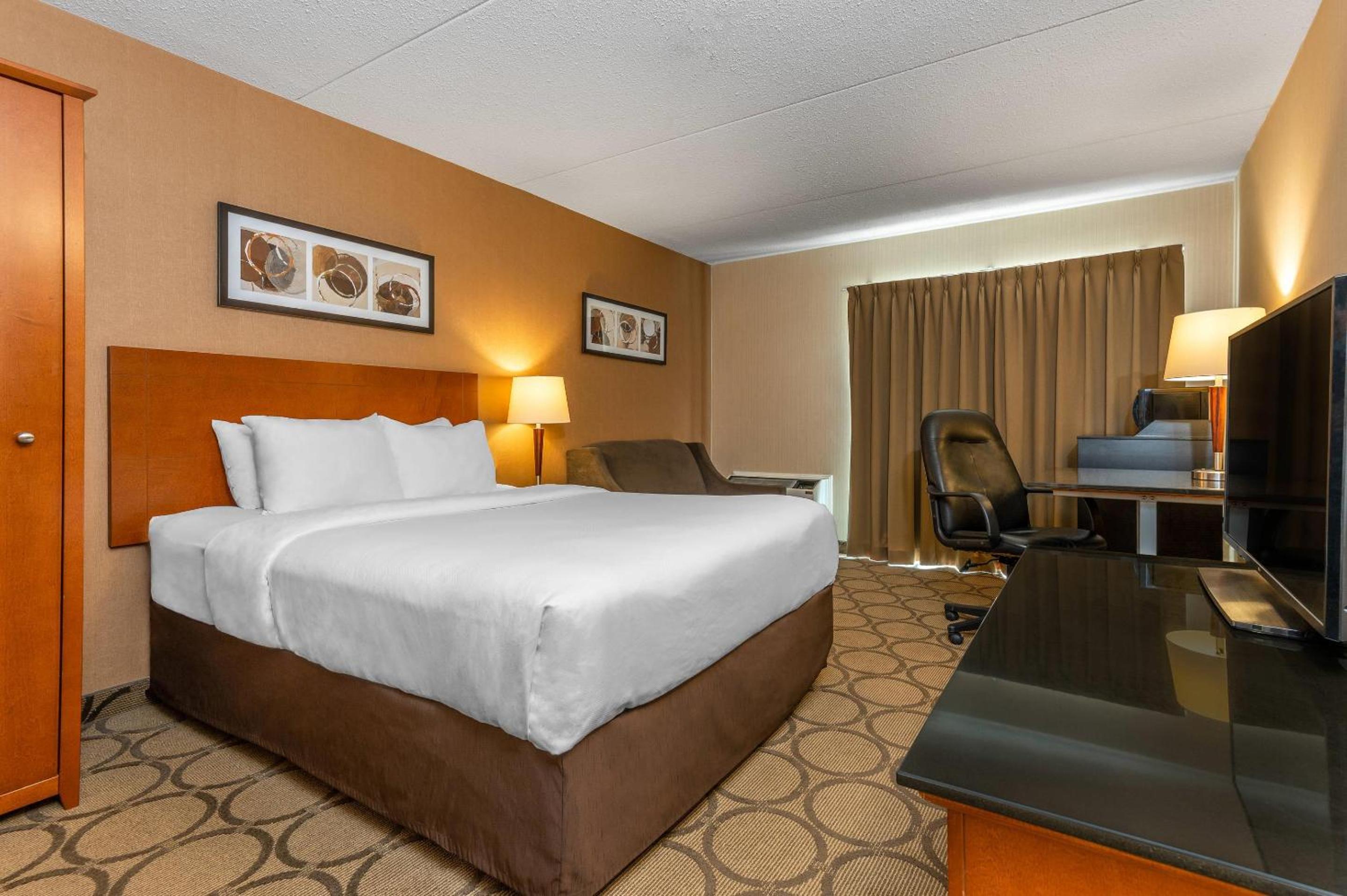 Superior Queen Room, Non - Smoking photo 2