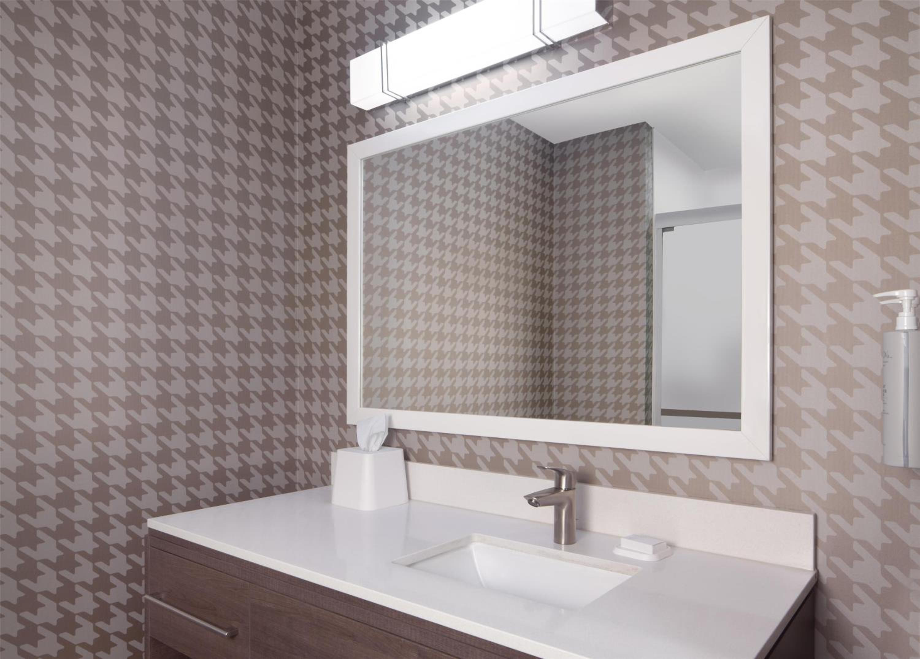 King Studio Suite - Photo 5