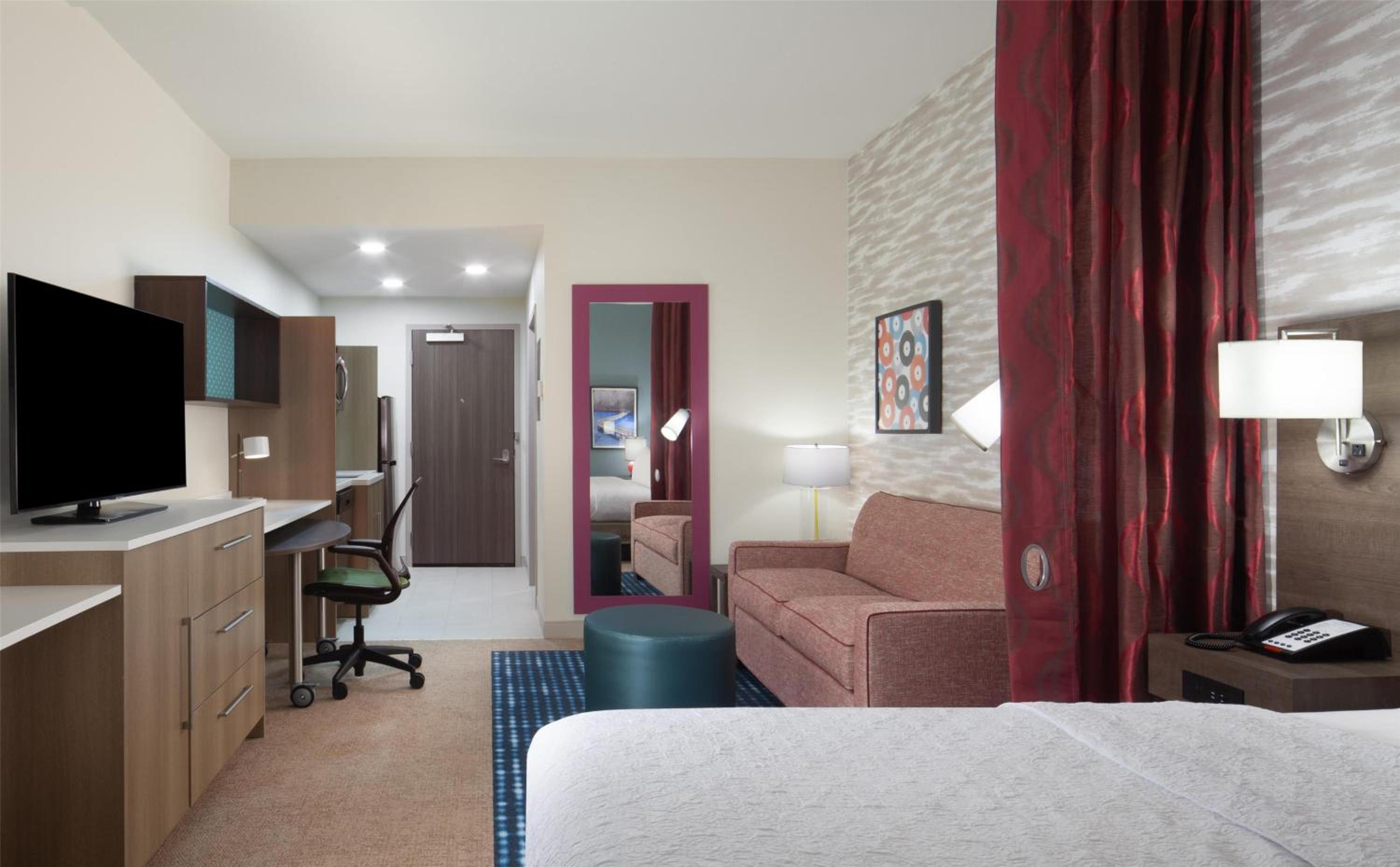 King Studio Suite - Photo 2
