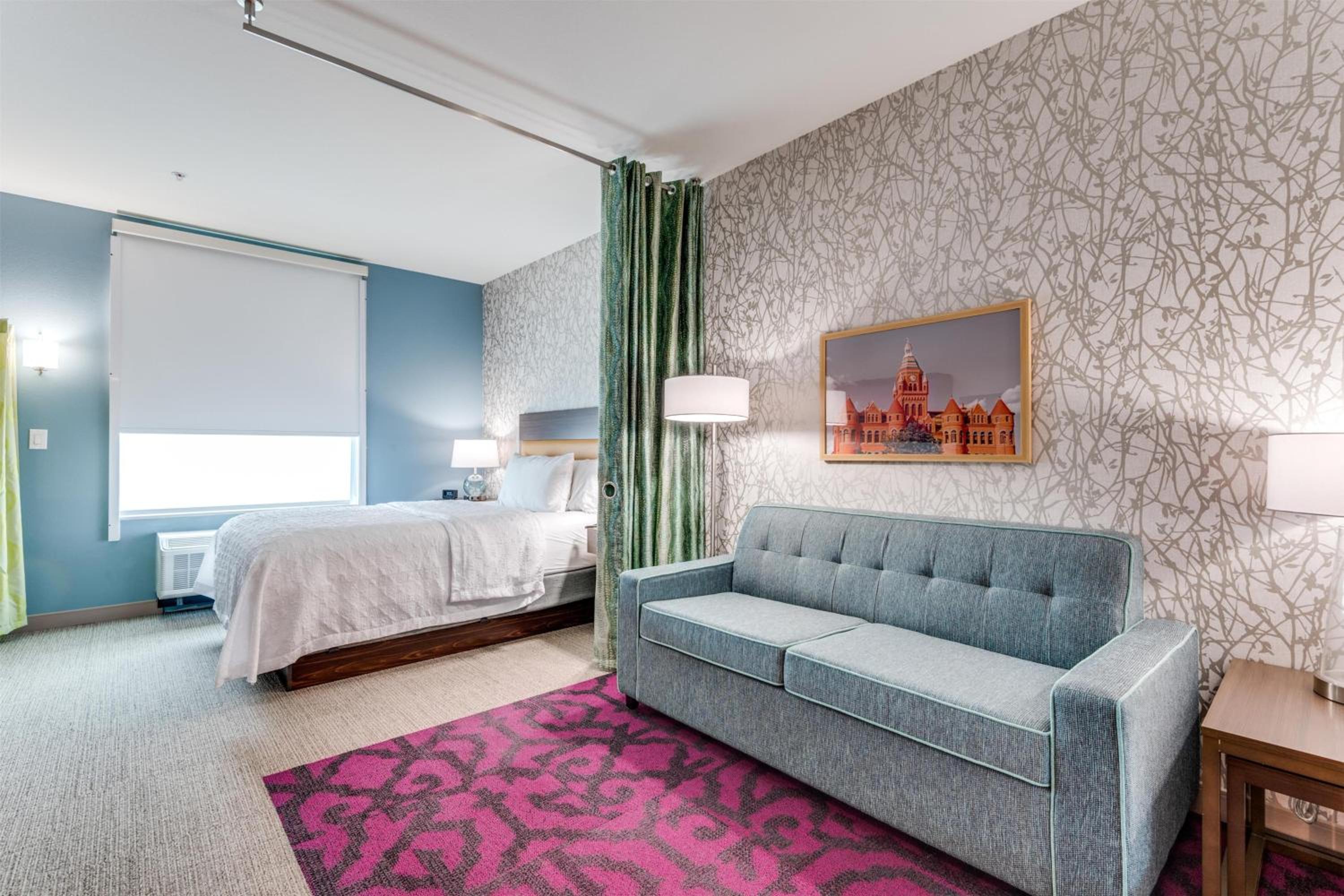 Queen Studio Suite