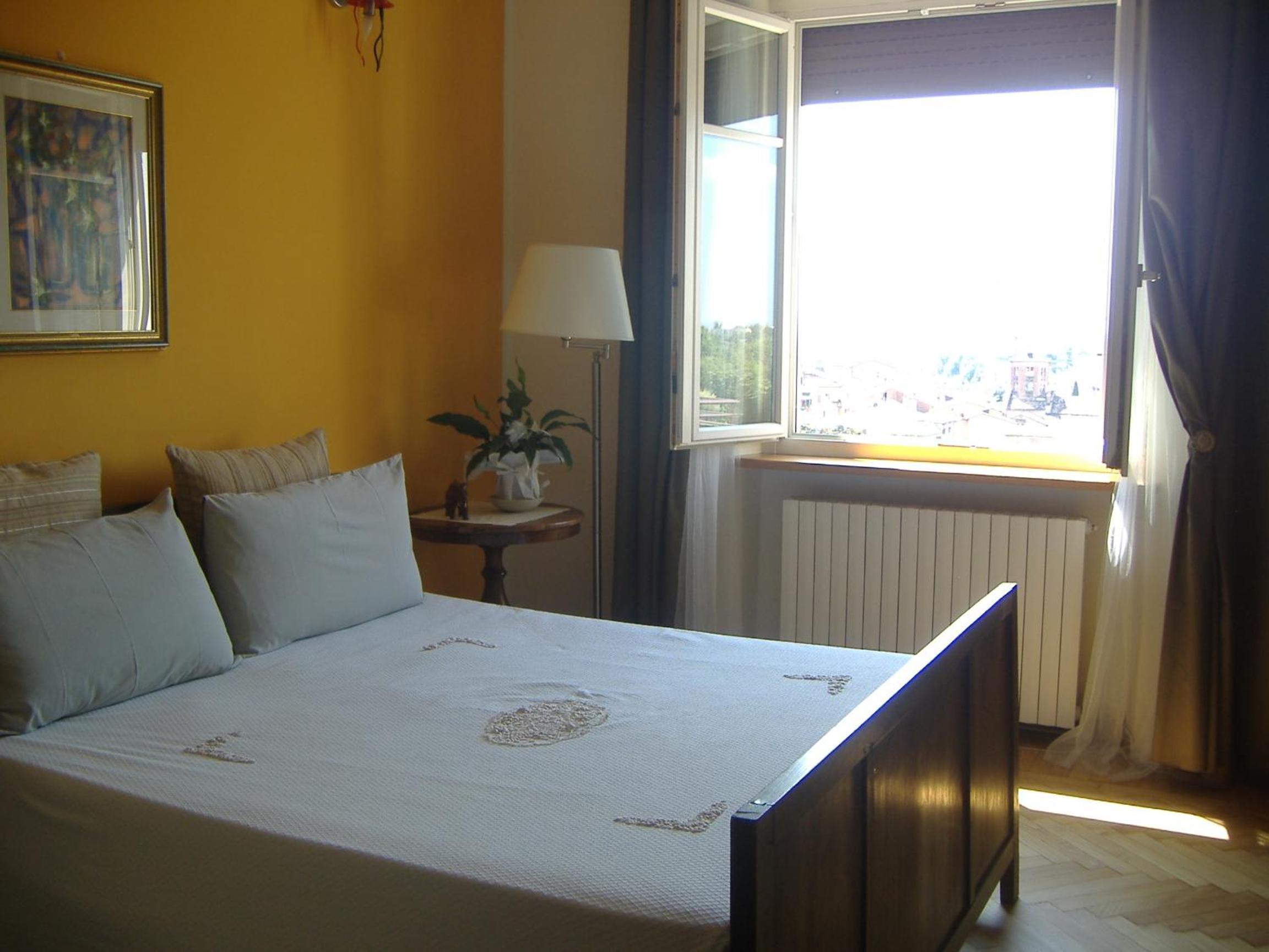 Double Room with Private External Bathroom