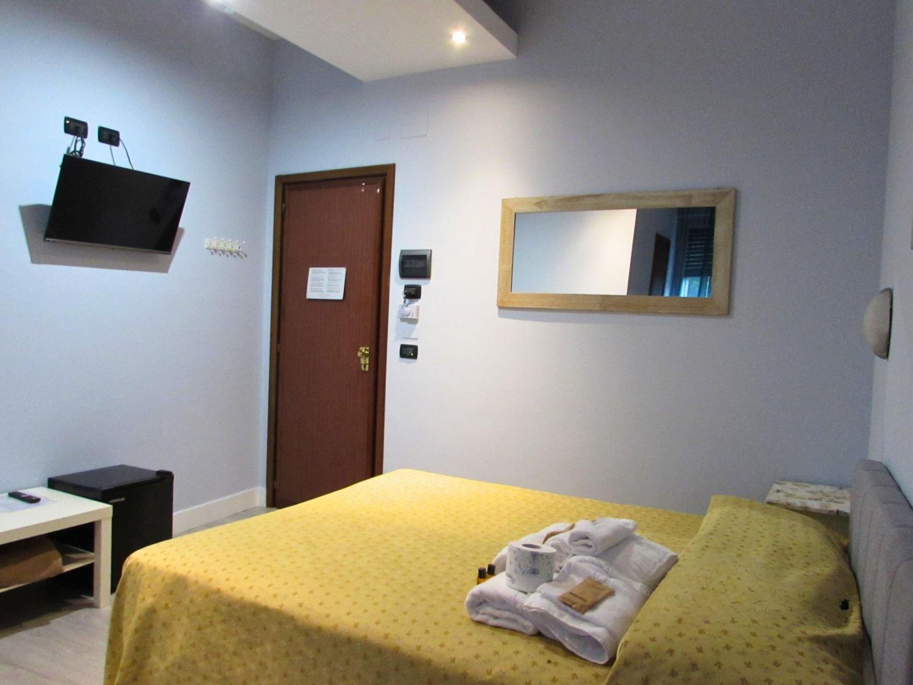 Economy Single Room