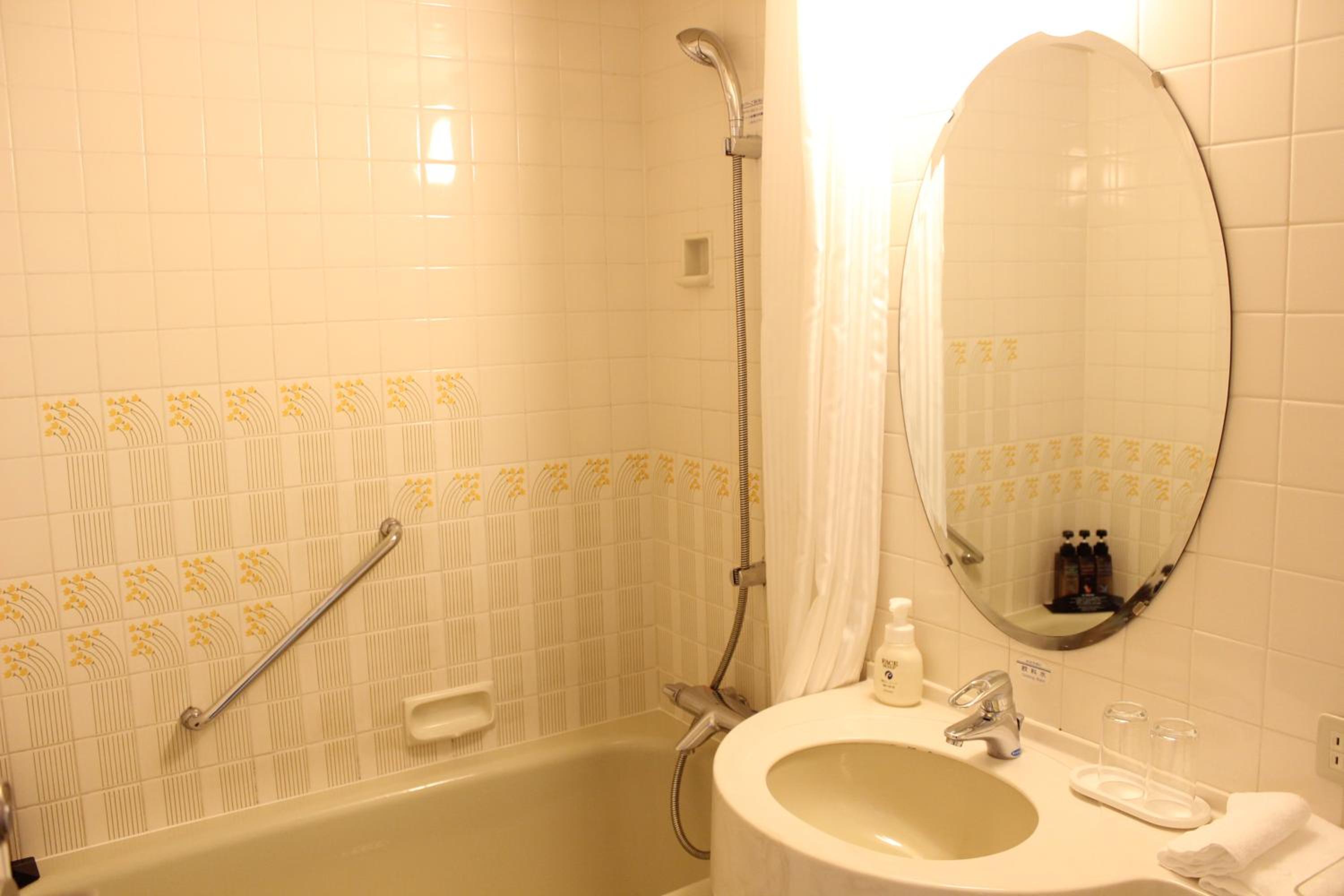 Standard Single Room - Main Building  - Non-Smoking - Photo 7