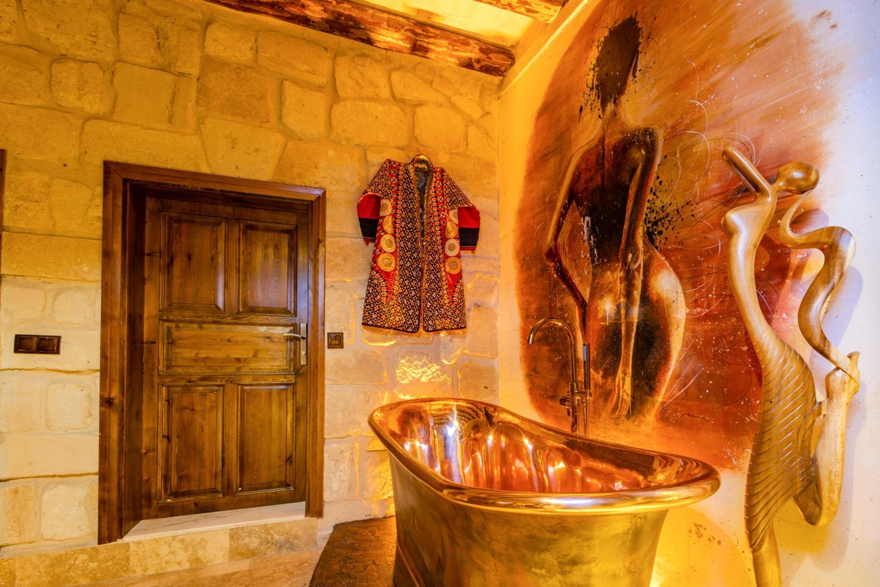 Deluxe Double Room with Bath photo 3