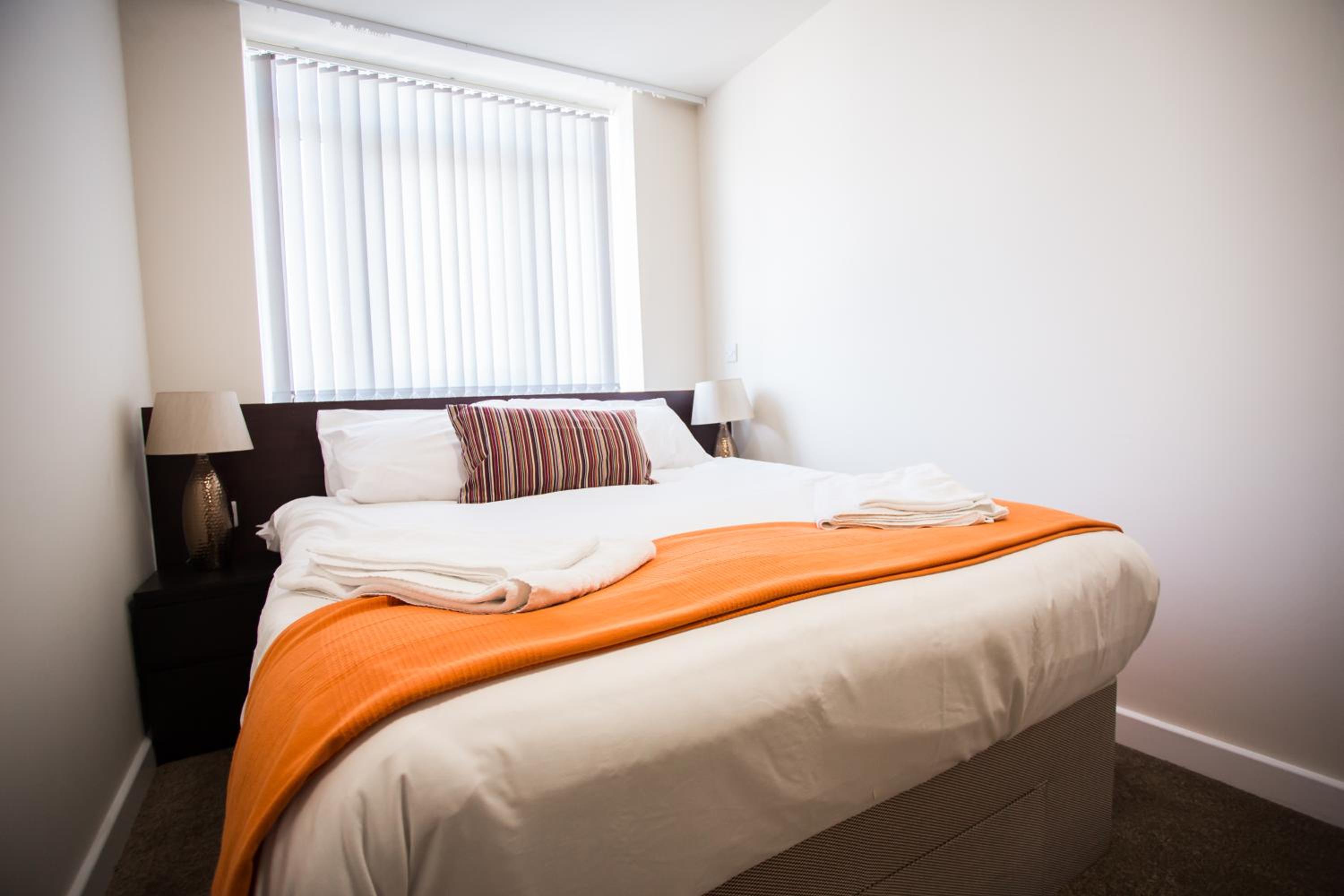 Double Room with Private Bathroom - Photo 3