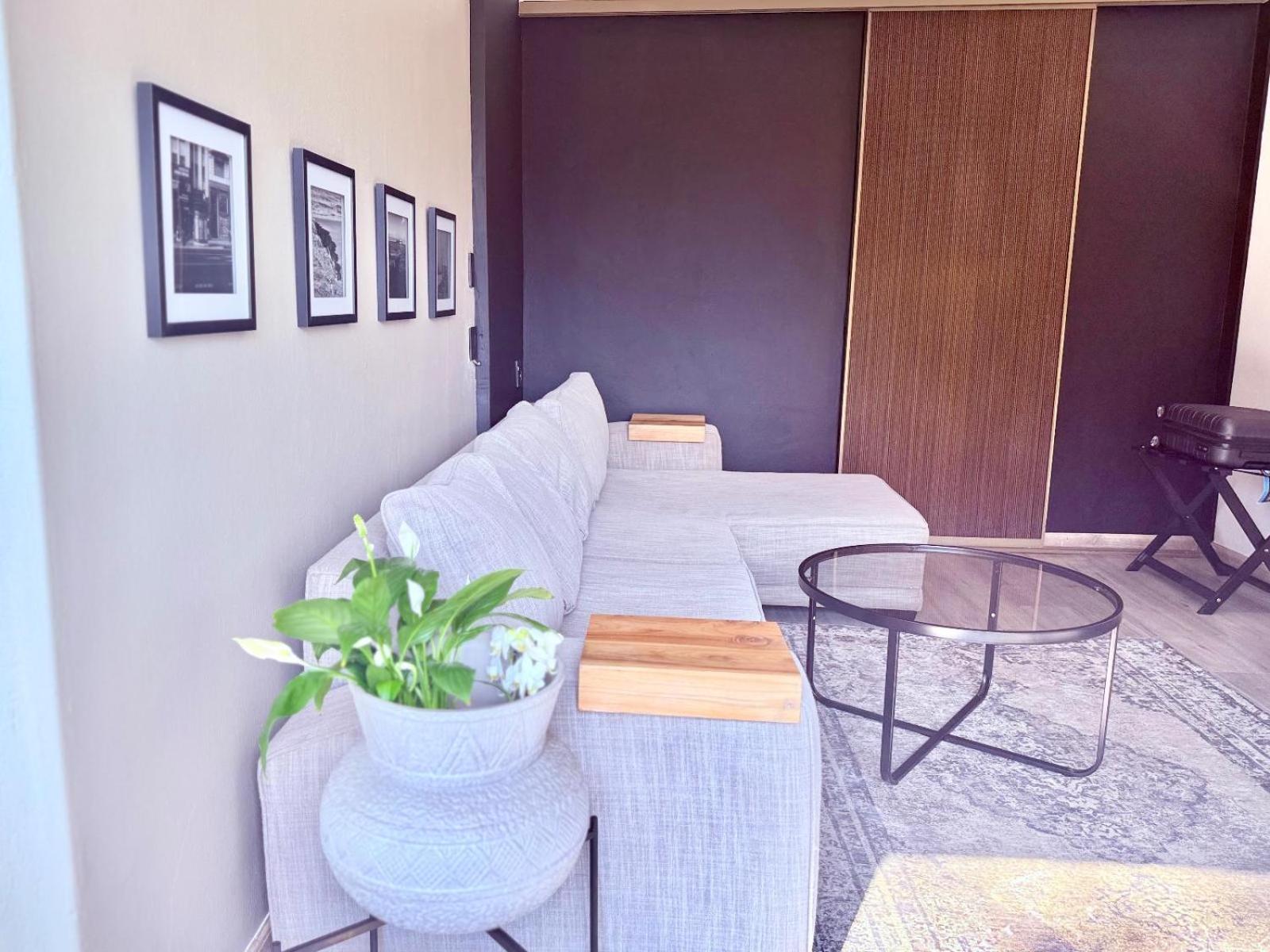 Luxury Suite photo 2