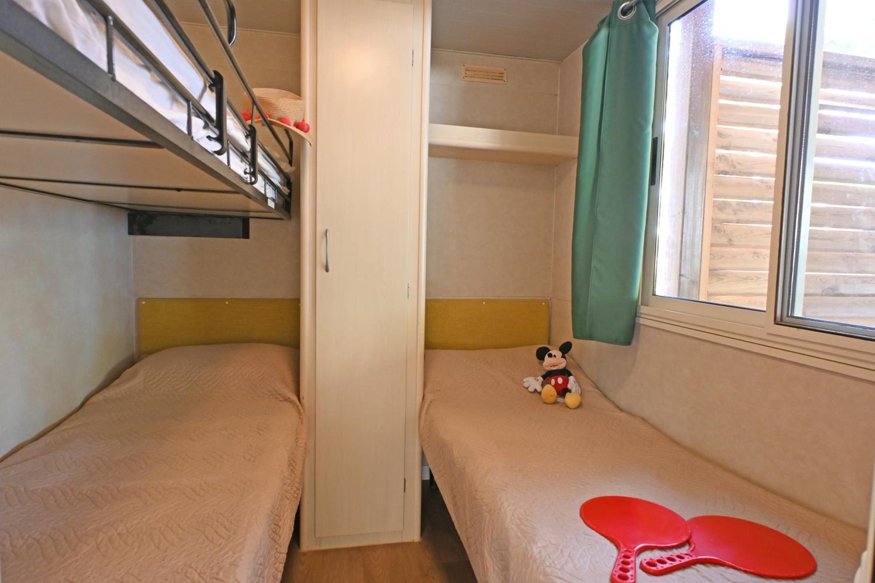 Mobile Home 12