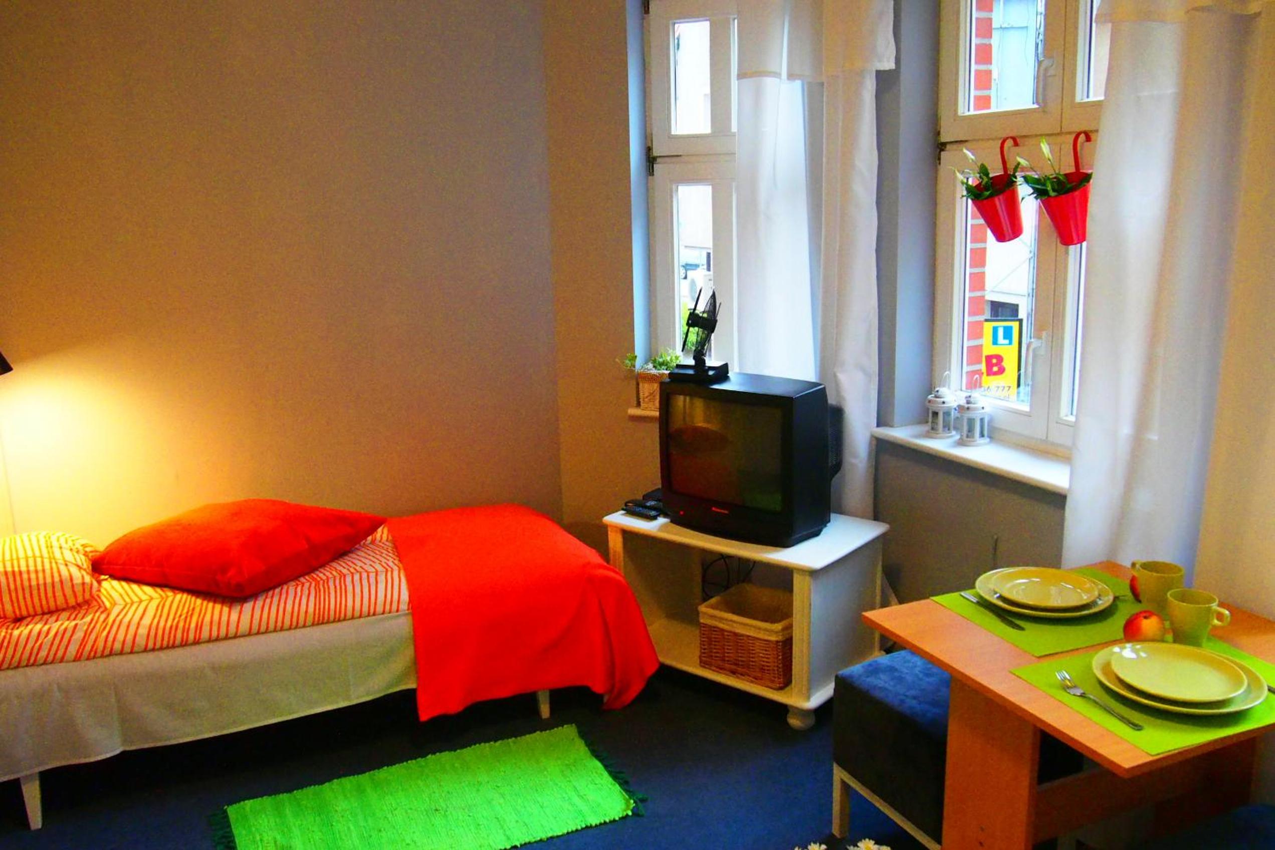 Single Room with Shared Bathroom photo 1