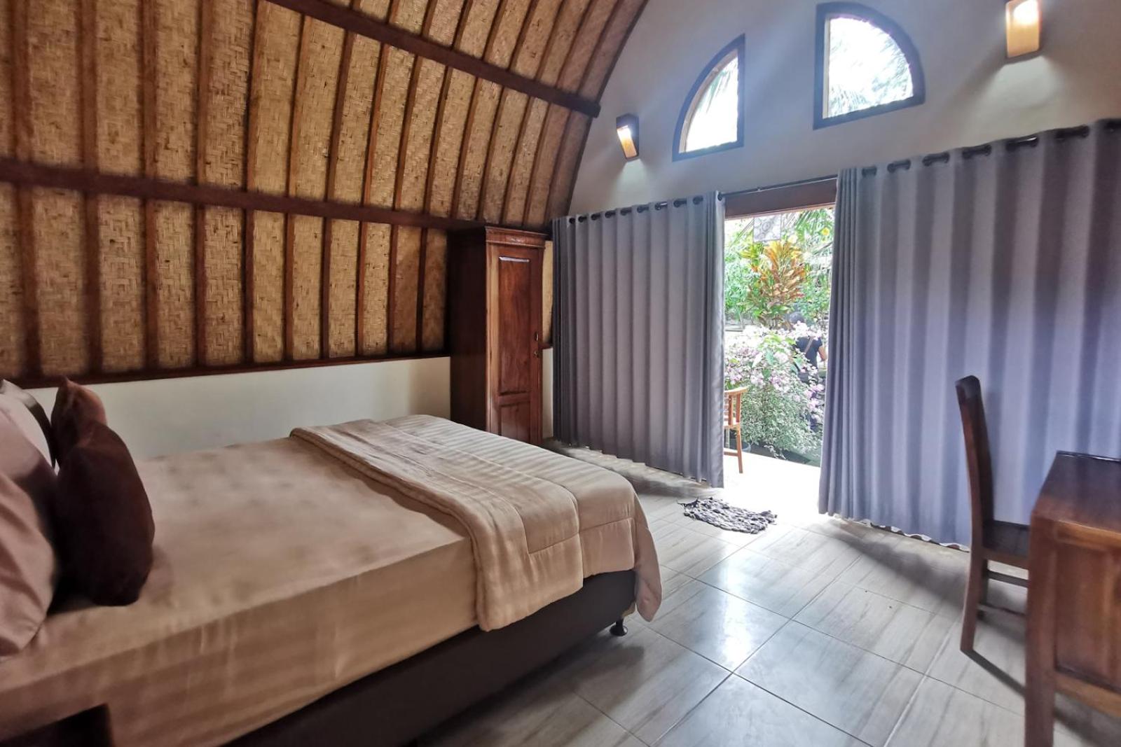 Deluxe Double Room - Photo 9