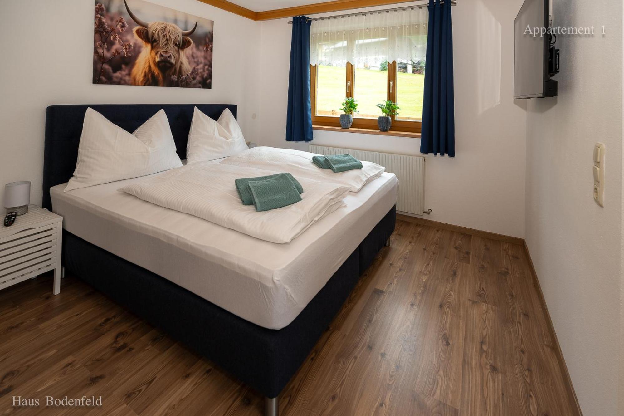 One-Bedroom Apartment with Garden photo 3