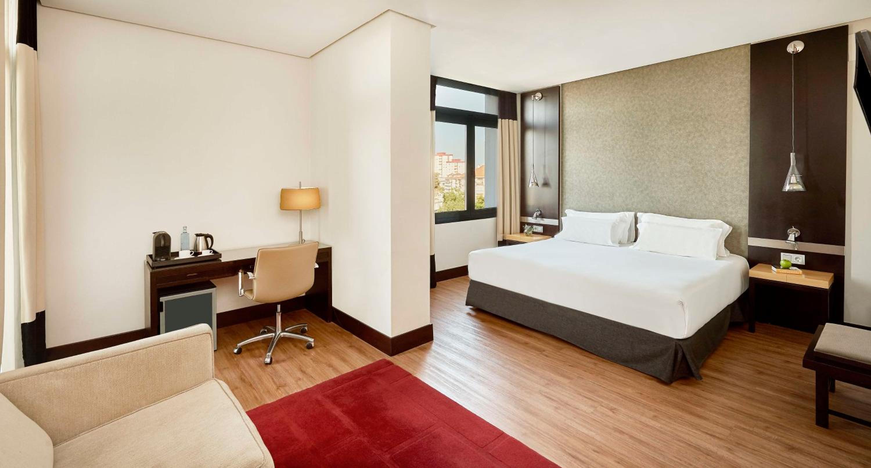Junior Suite with Terrace and Extra Bed - Photo 1
