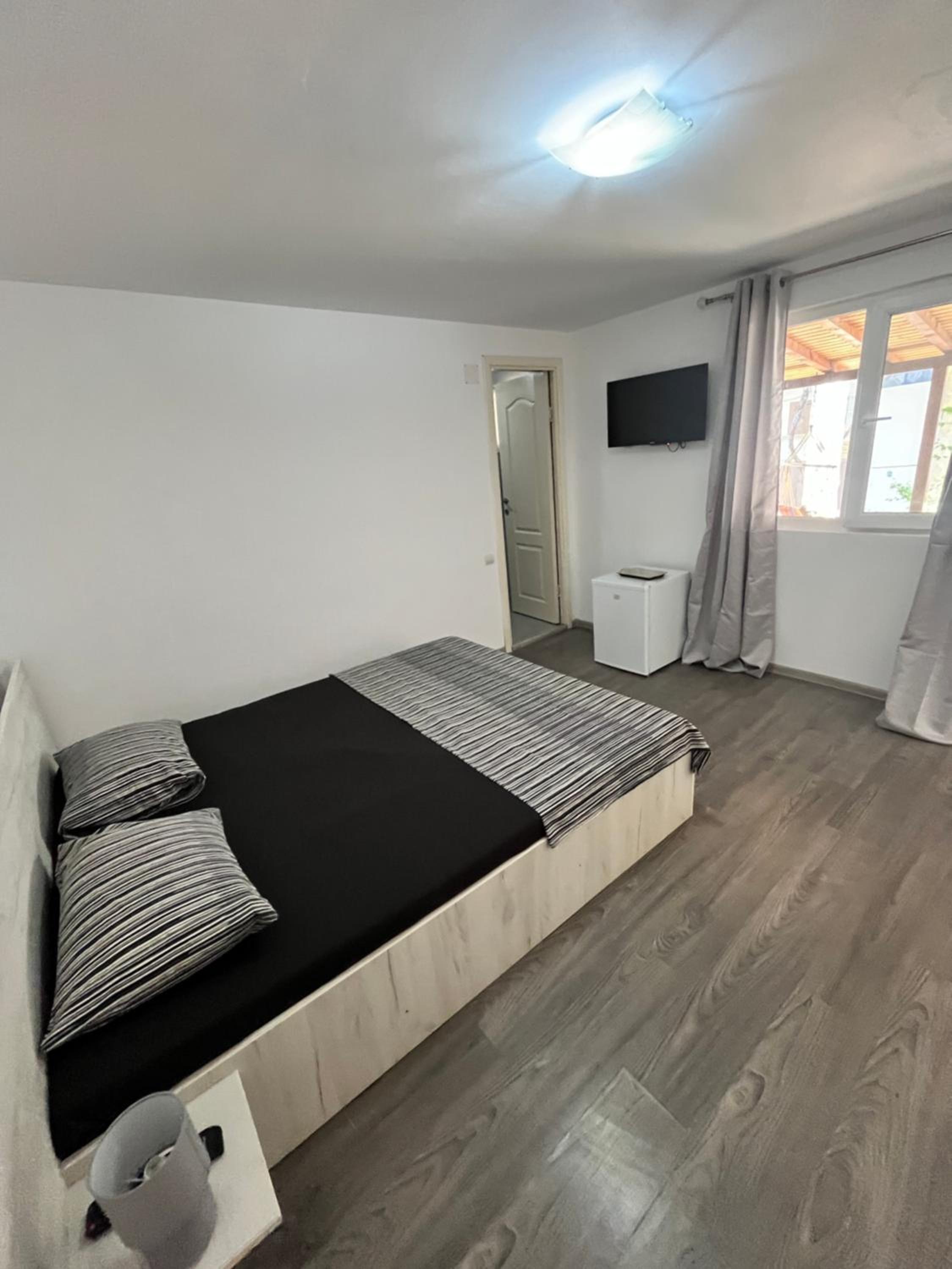 Double or Twin Room photo 3