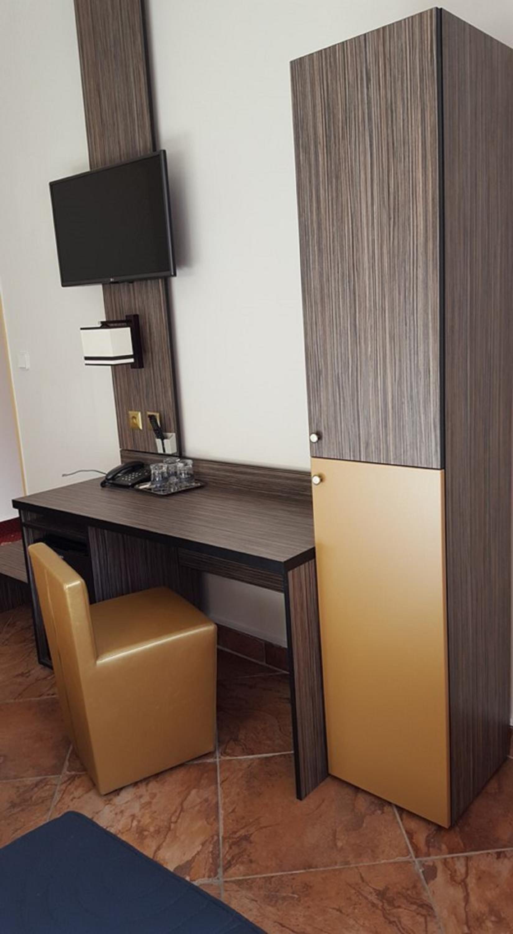 Suite (3 Adults) photo 3
