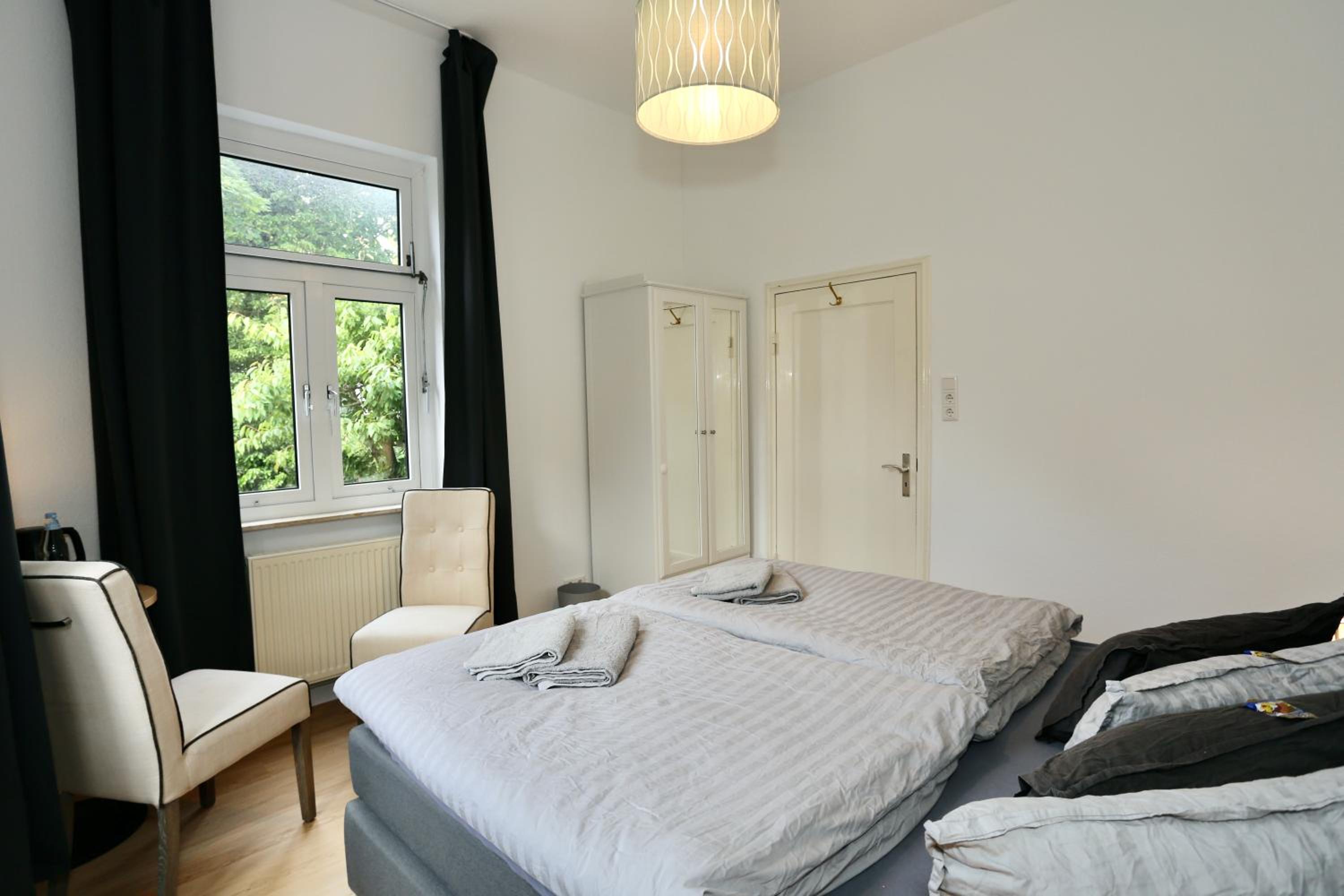Budget Double Room photo 2