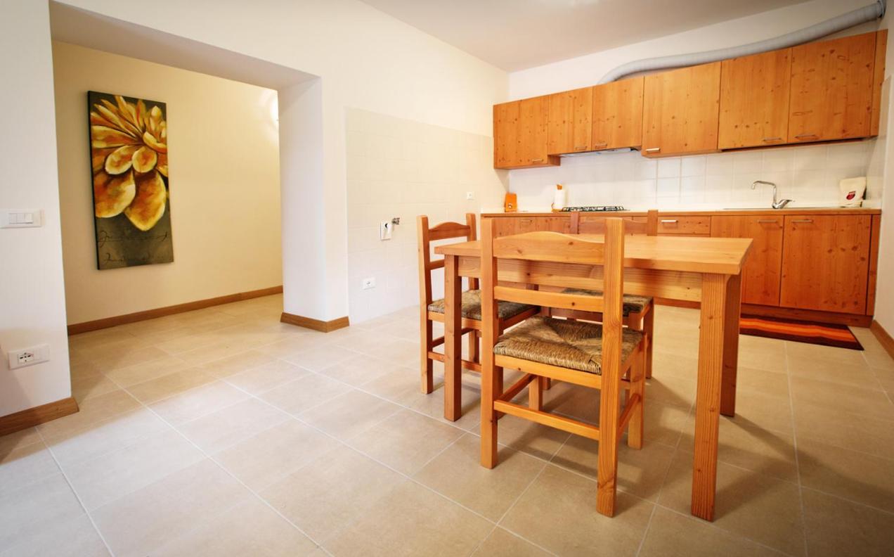 One-Bedroom Apartment (4-5 Adults) photo 3