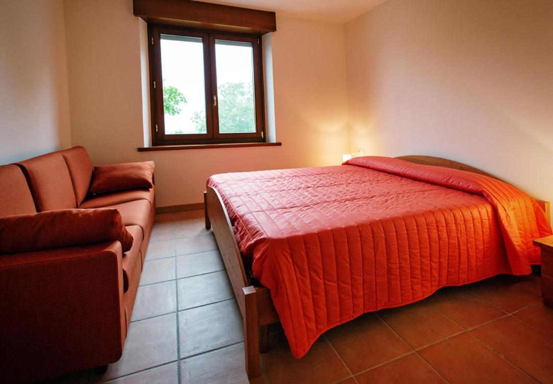 Three-Bedroom Apartment (9 Adults) photo 3