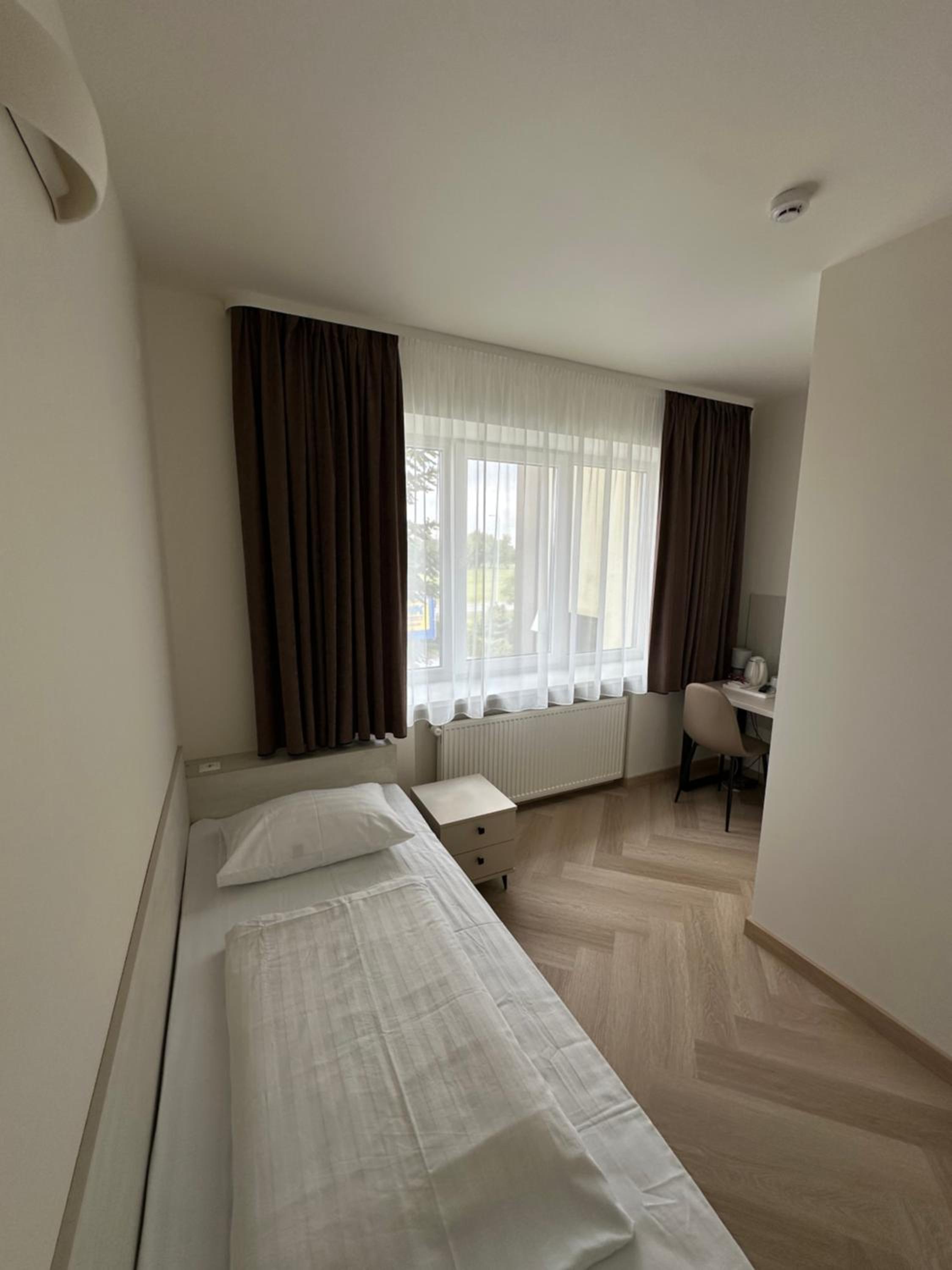 Large Single Room photo 3