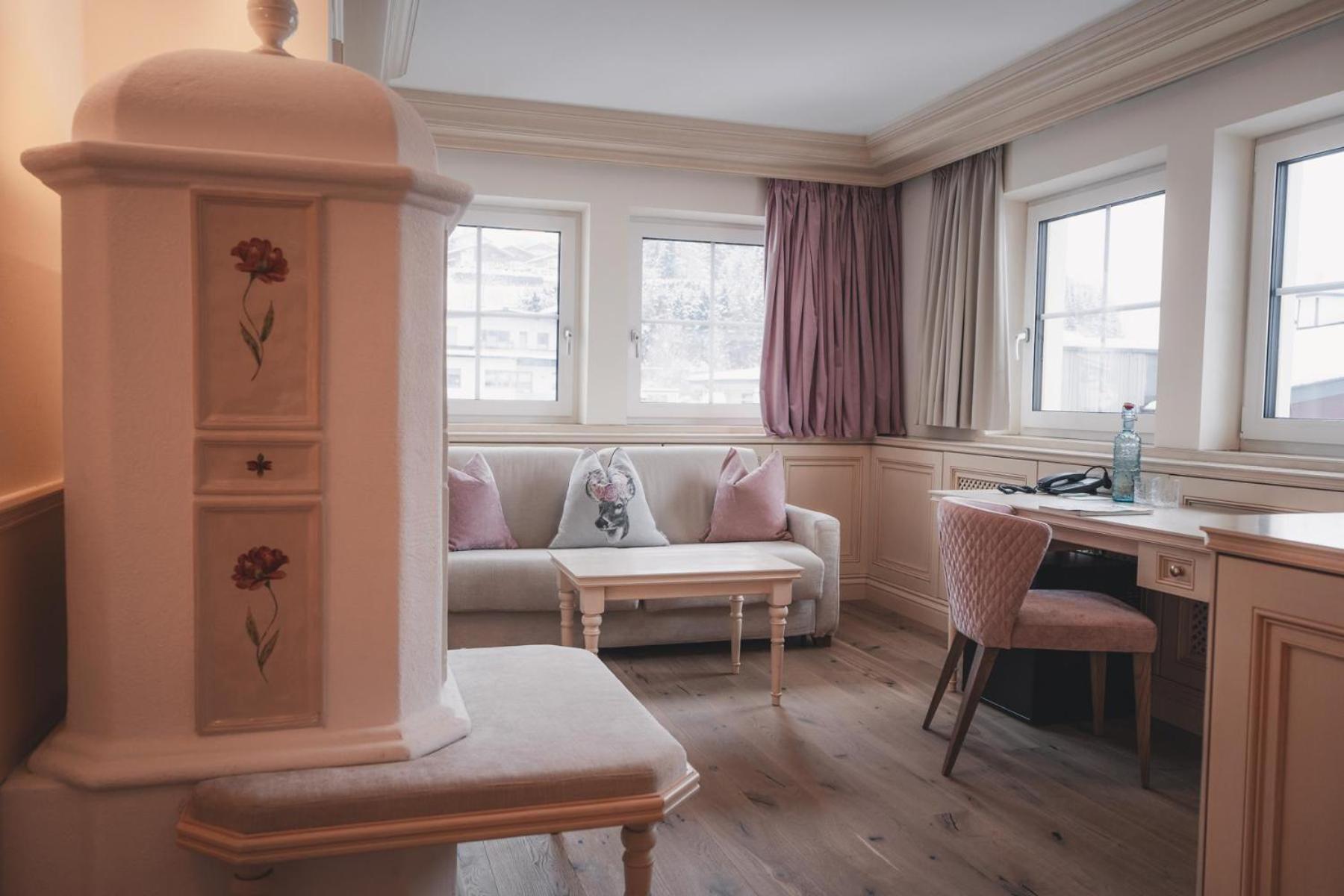 Suite with Balcony photo 2