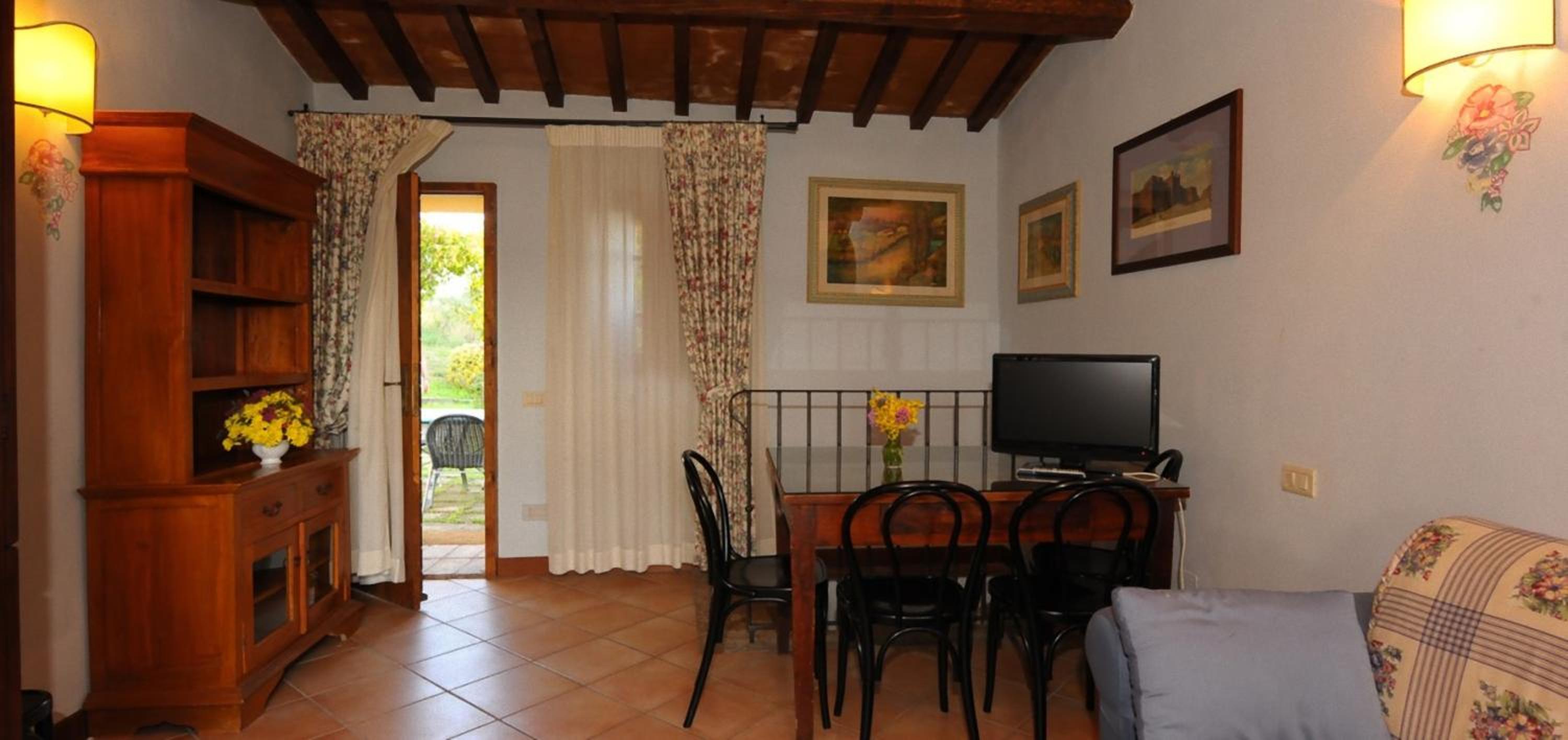 Two-Bedroom Apartment (5 Adults) photo 3
