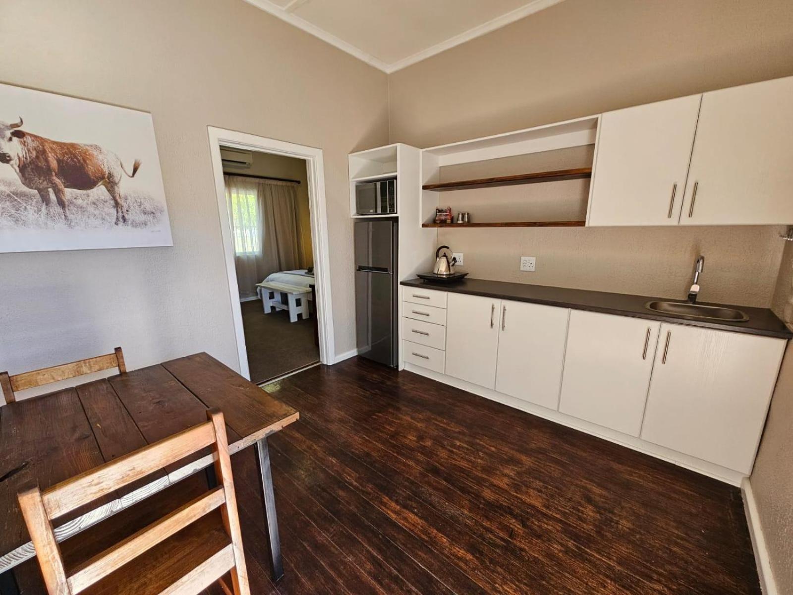 Large Double or Twin Room - Photo 3