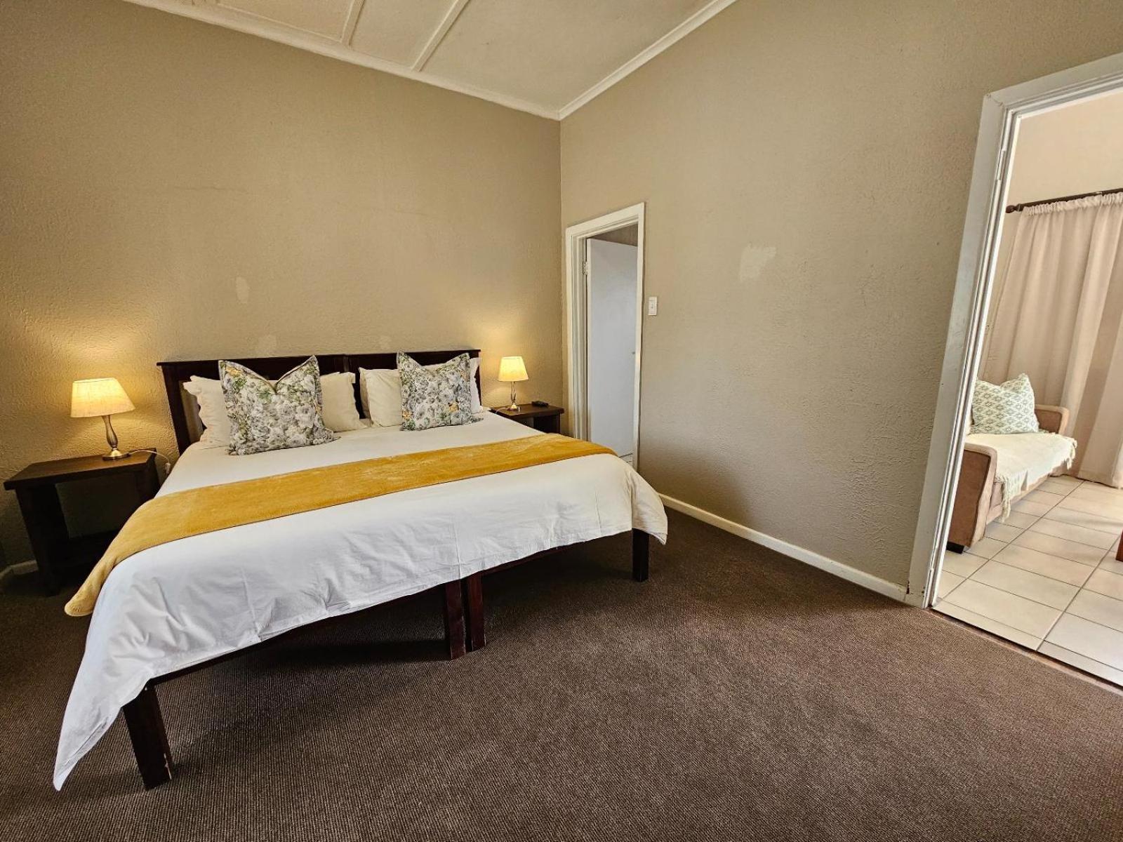 Large Double or Twin Room - Photo 5