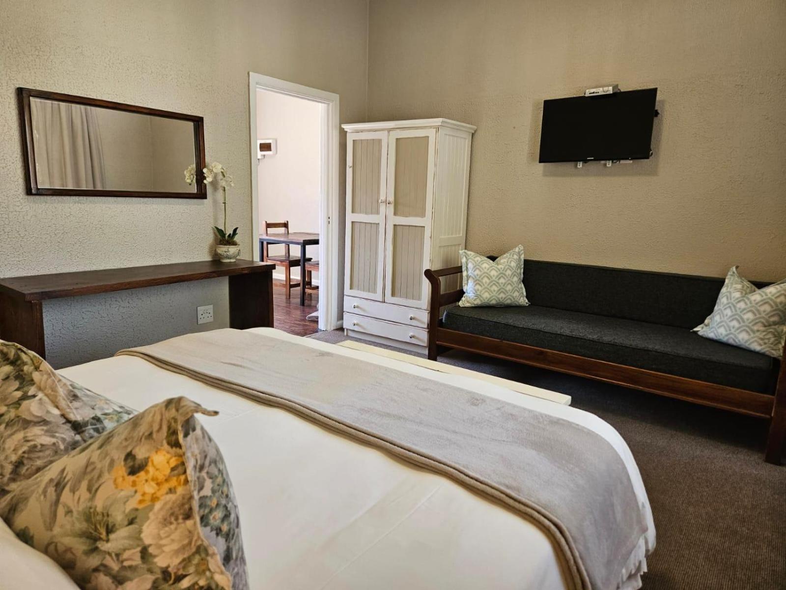 Large Double or Twin Room - Photo 9