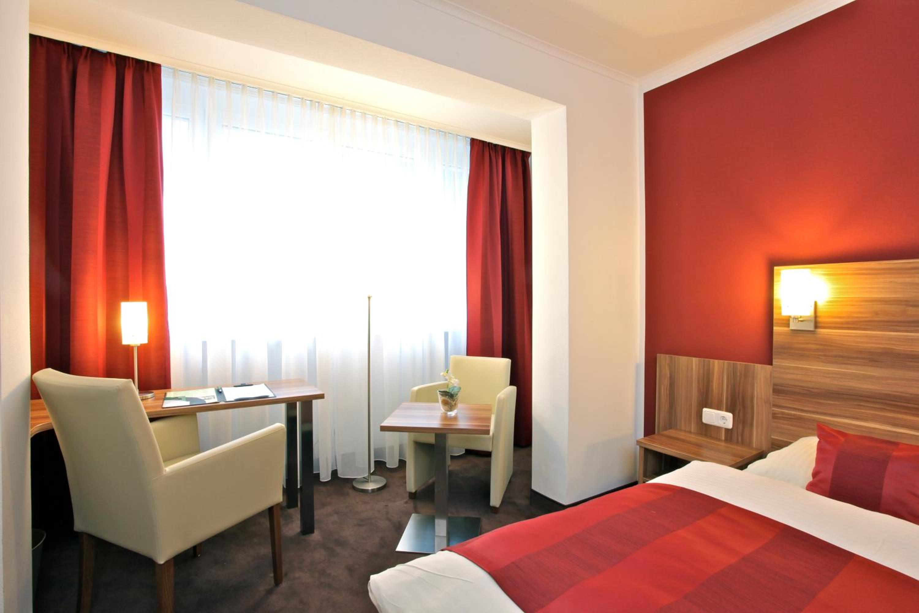 Double Room - Photo 4