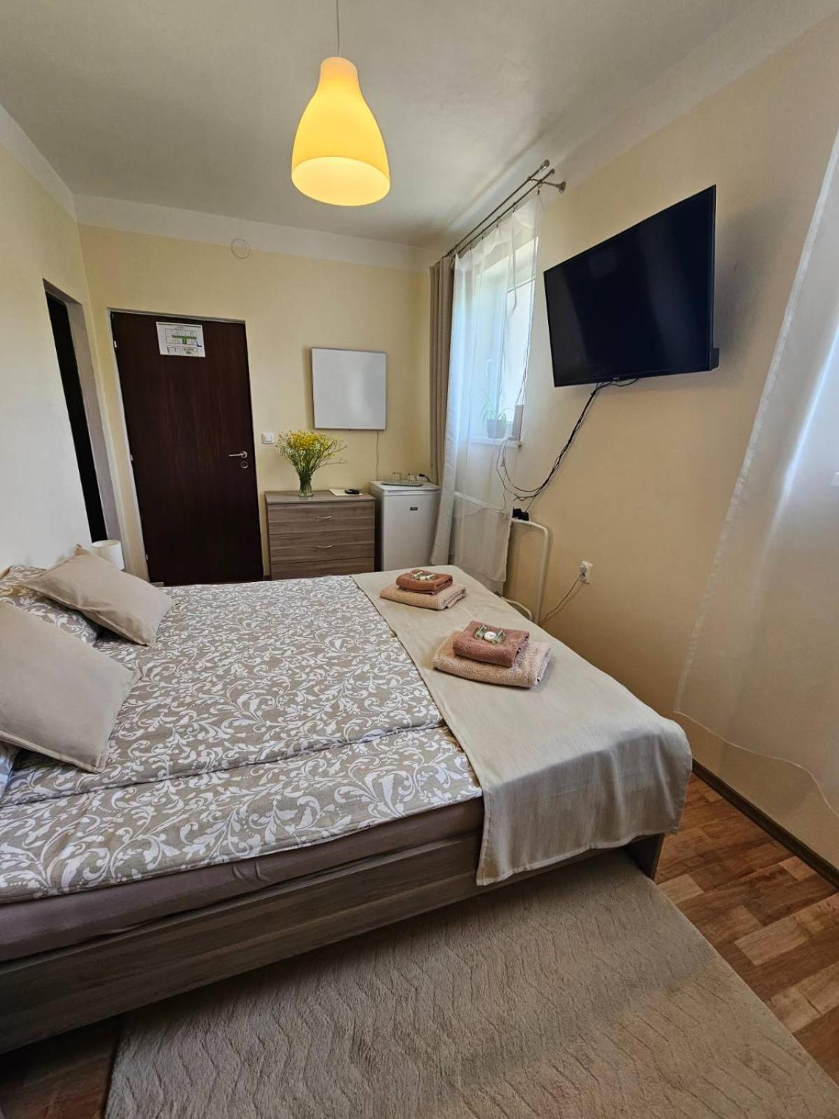 Standard Double Room - Photo 4