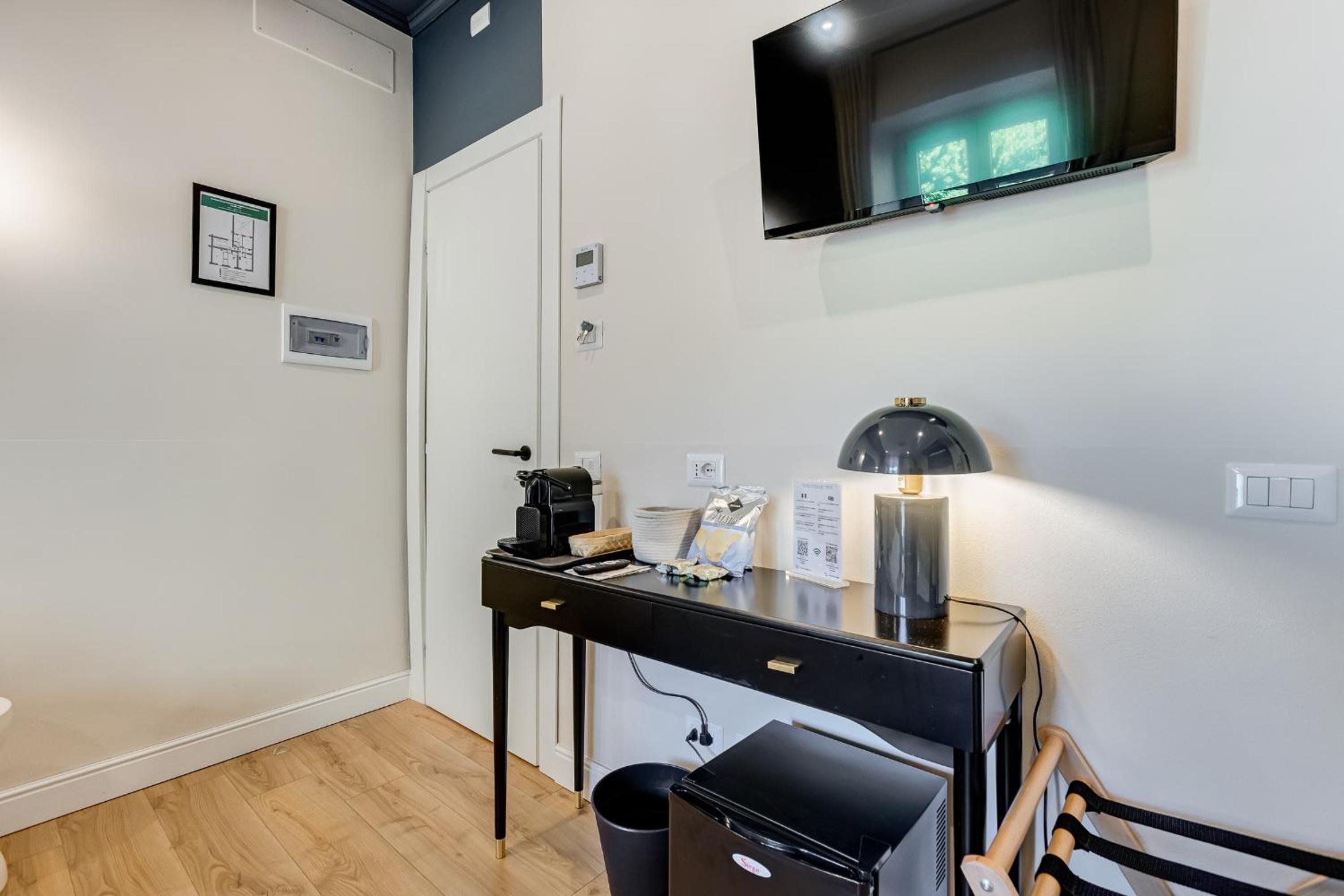 Triple Room with Bath photo 3