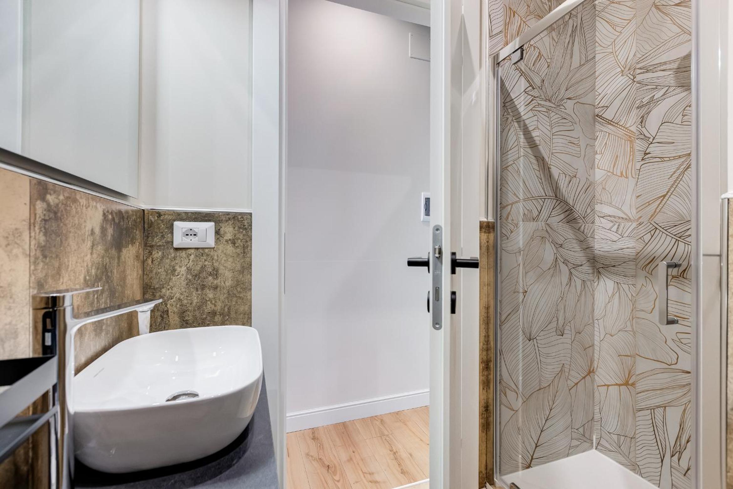 Queen Room with Spa Bath photo 1