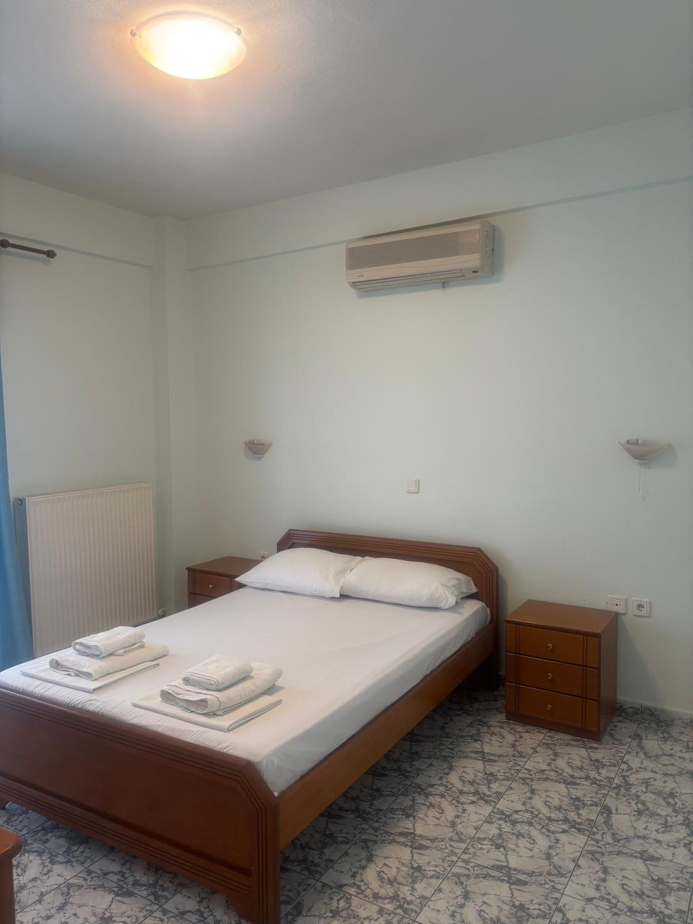 Double Room with Extra Bed photo 1