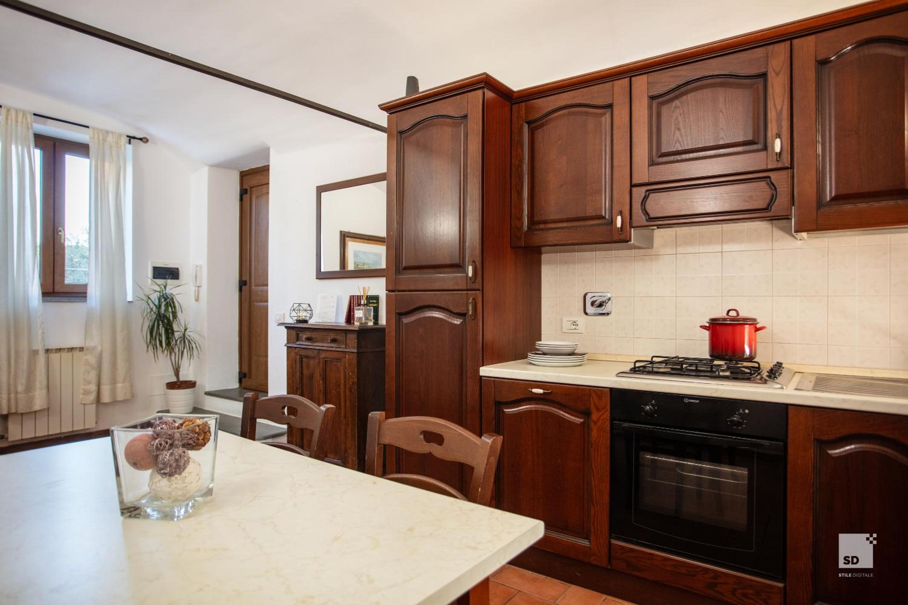 Classic One-Bedroom Apartment with King Bed