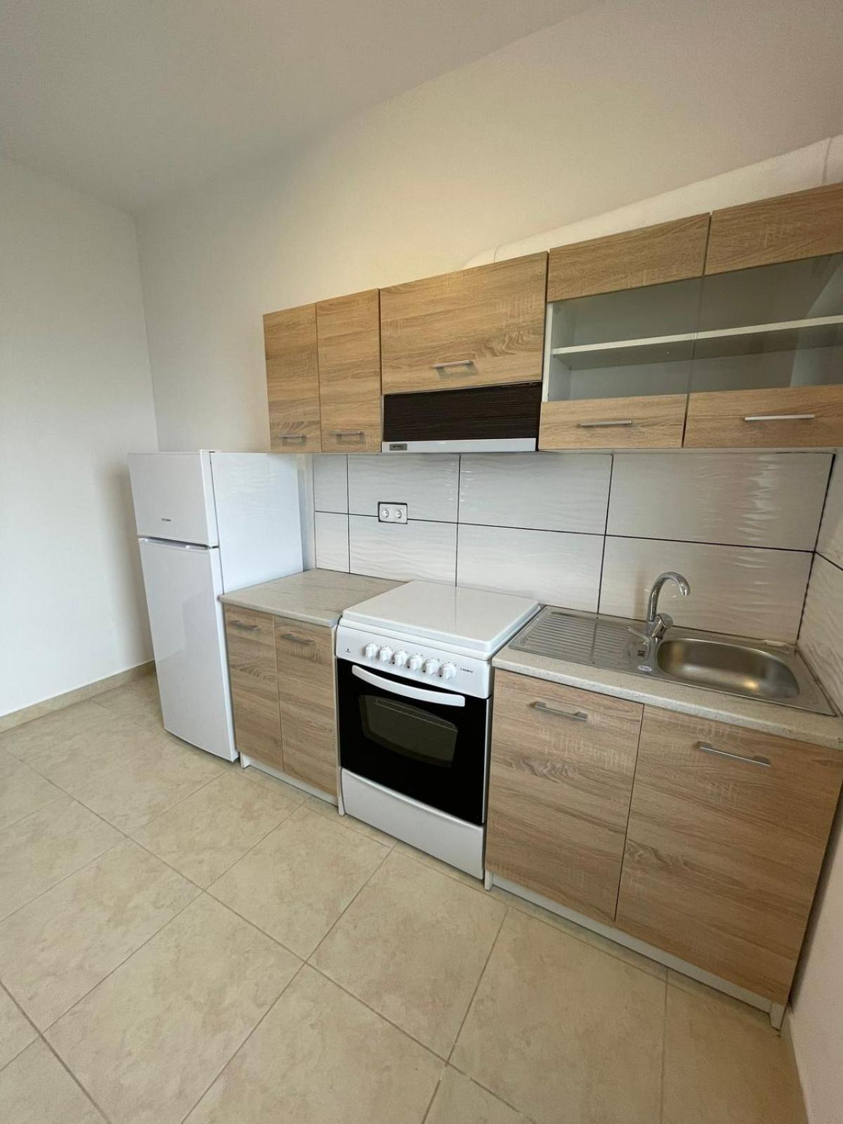 One-Bedroom House photo 3