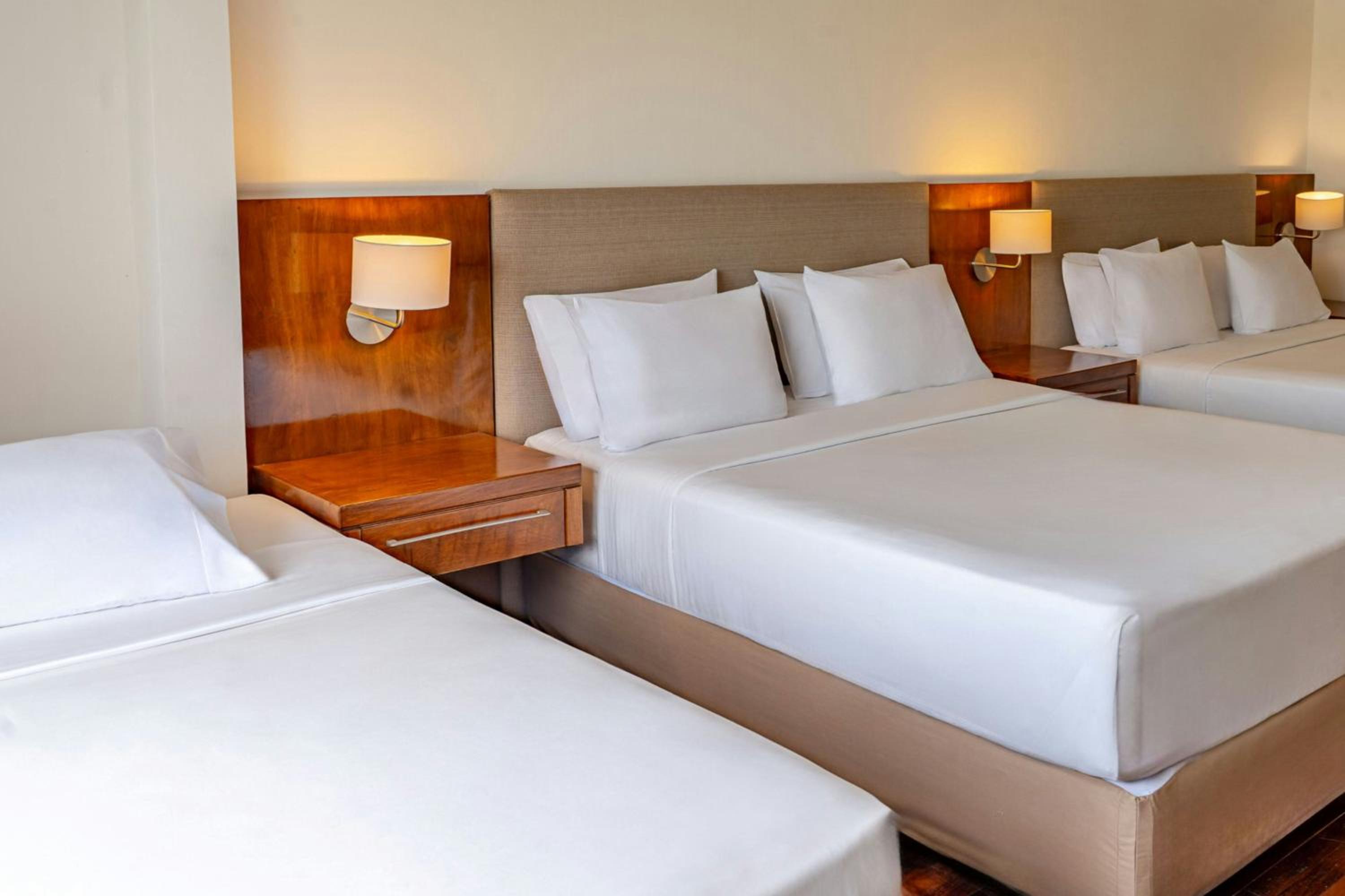 Premier Queen Room with Two Queen Beds - Photo 2