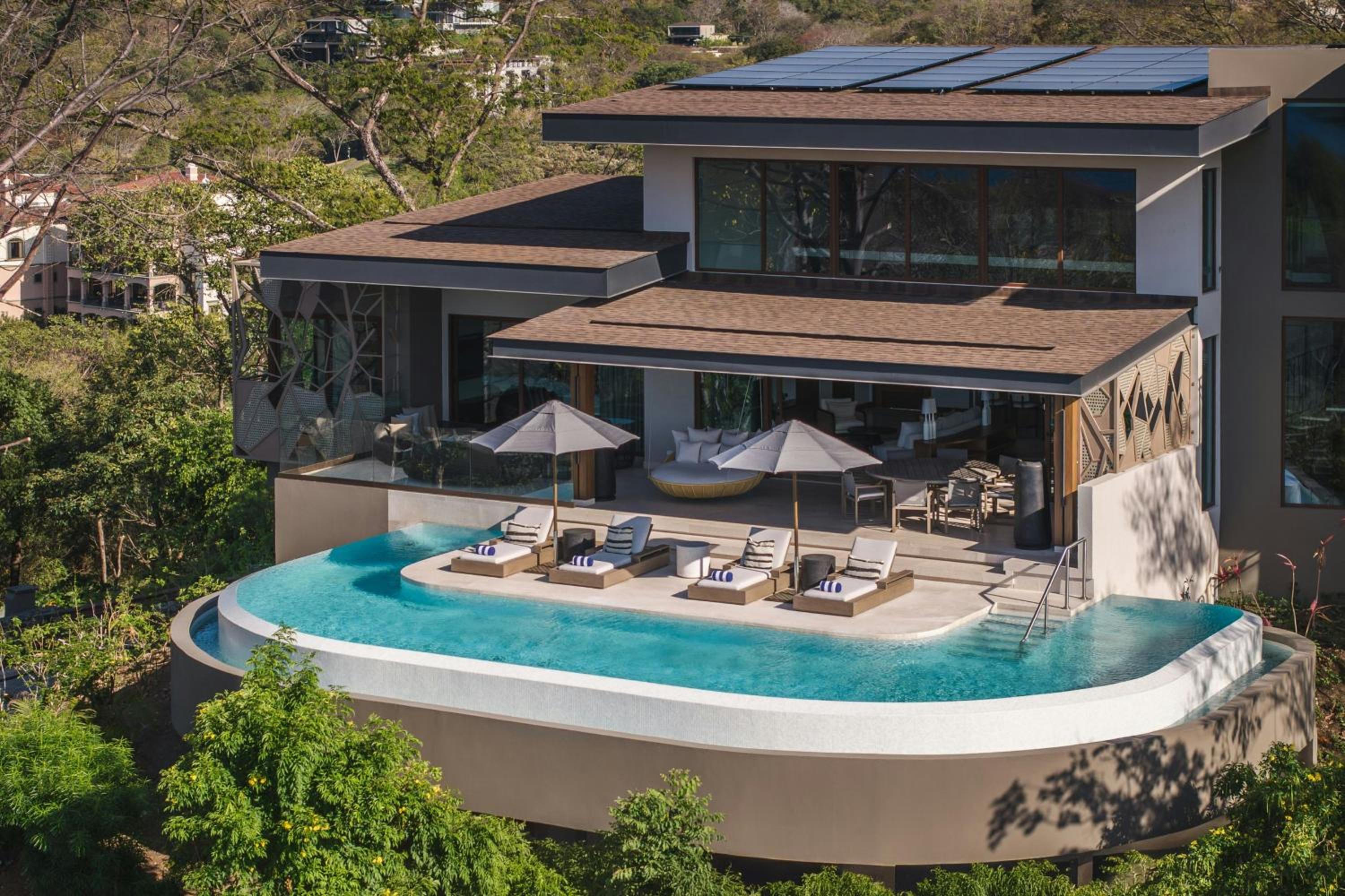 Three-Bedroom Residence with Ocean View and Private Pool photo 3