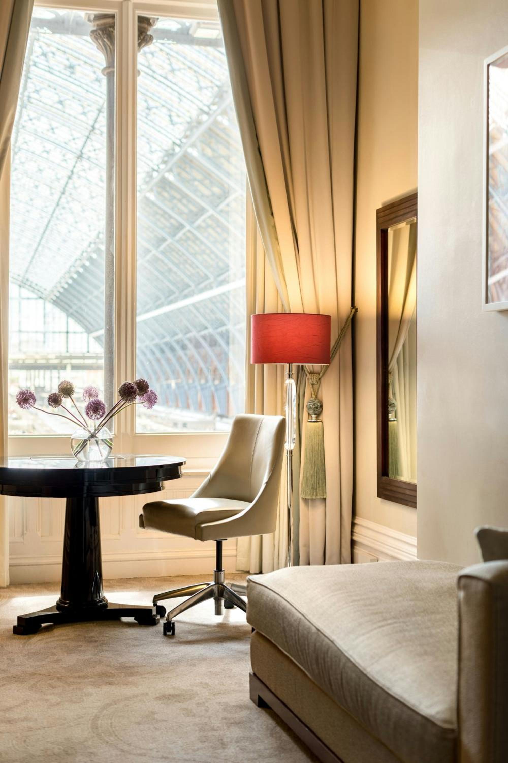 Chambers Junior Suite with One King Bed thumbnail 5