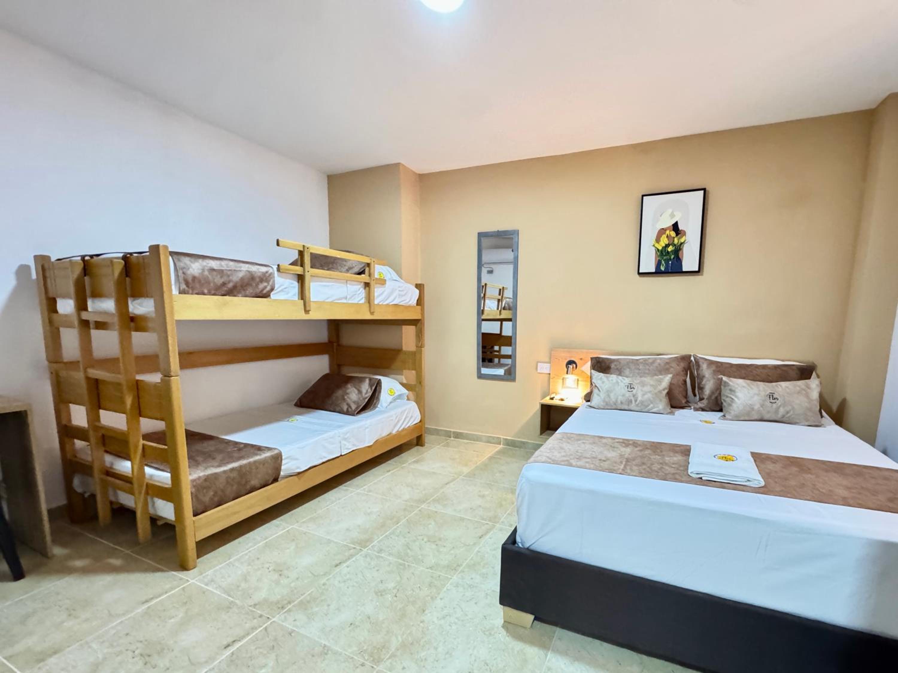 Deluxe Quadruple Room photo 3
