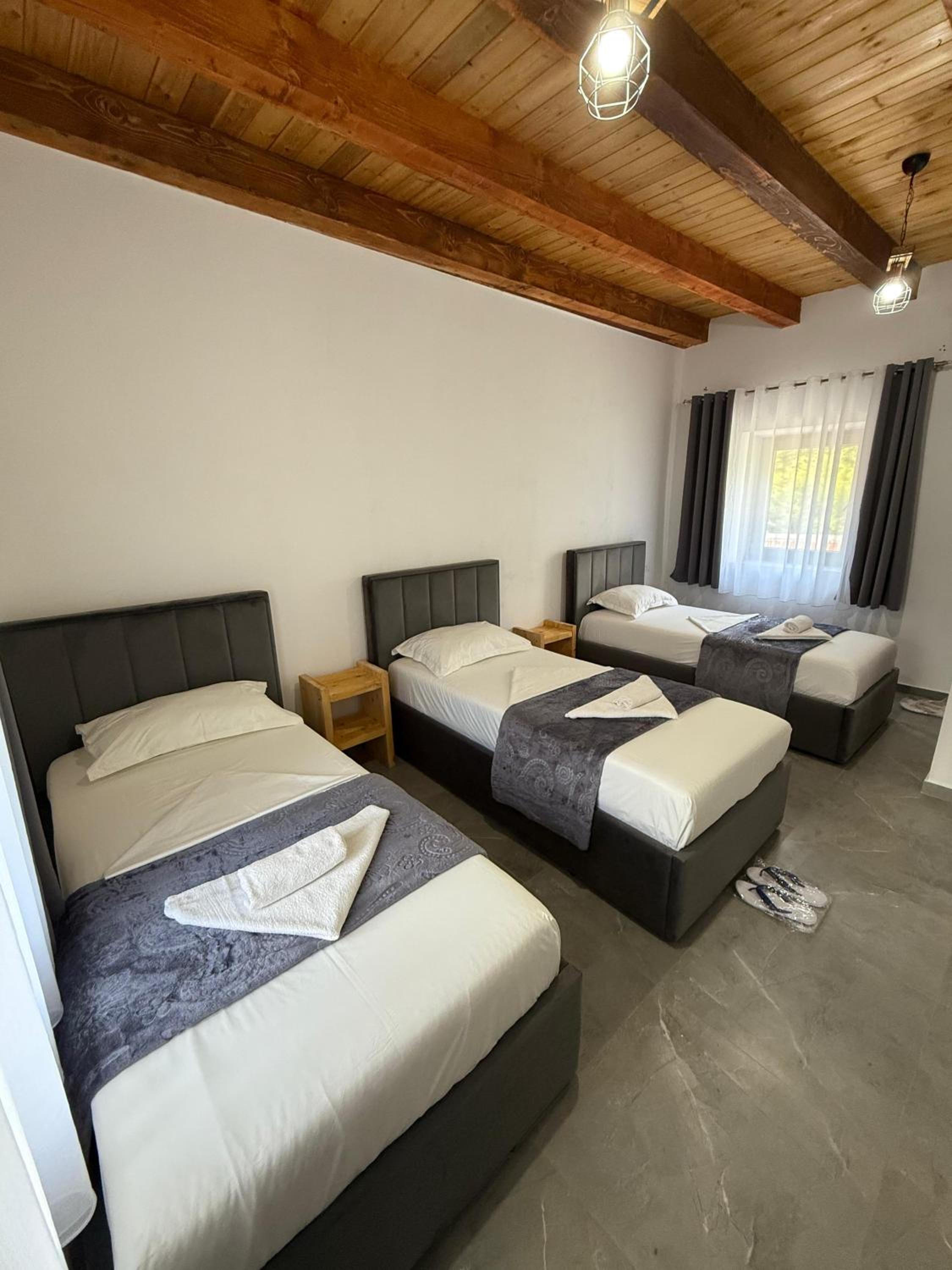 Standard Triple Room photo 1