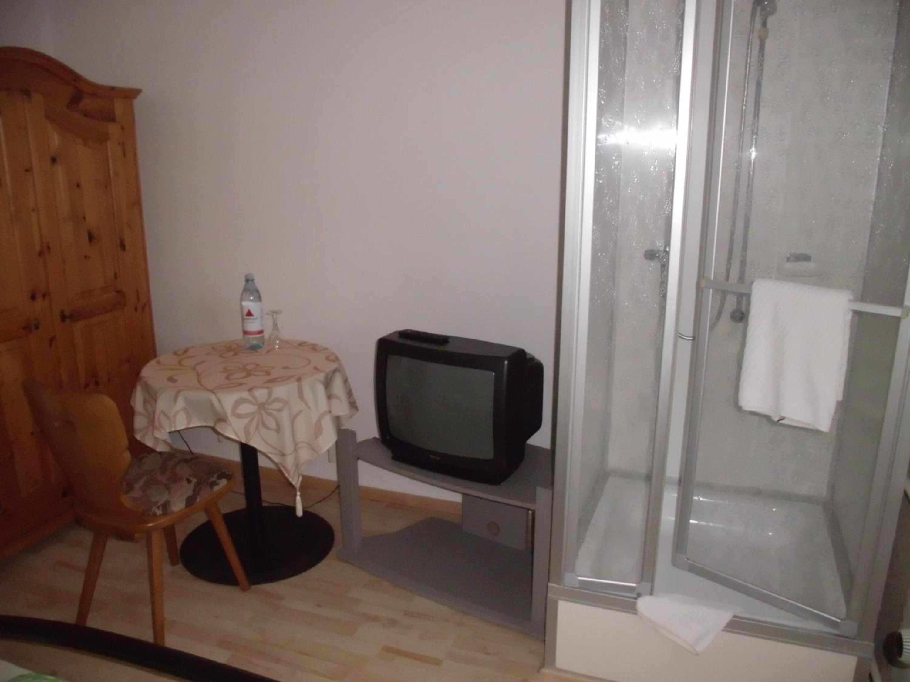 Budget Single Room photo 2