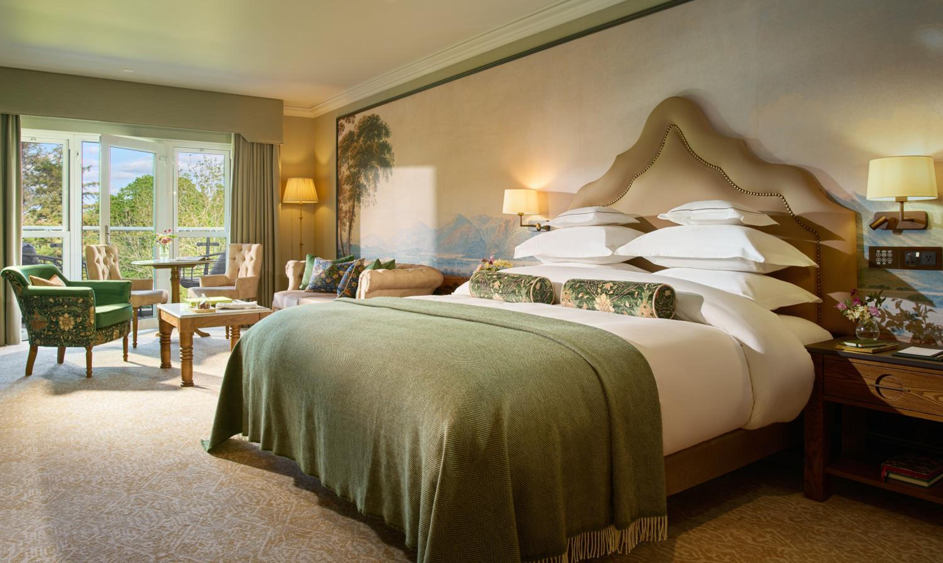 Deluxe King Guest Bedroom