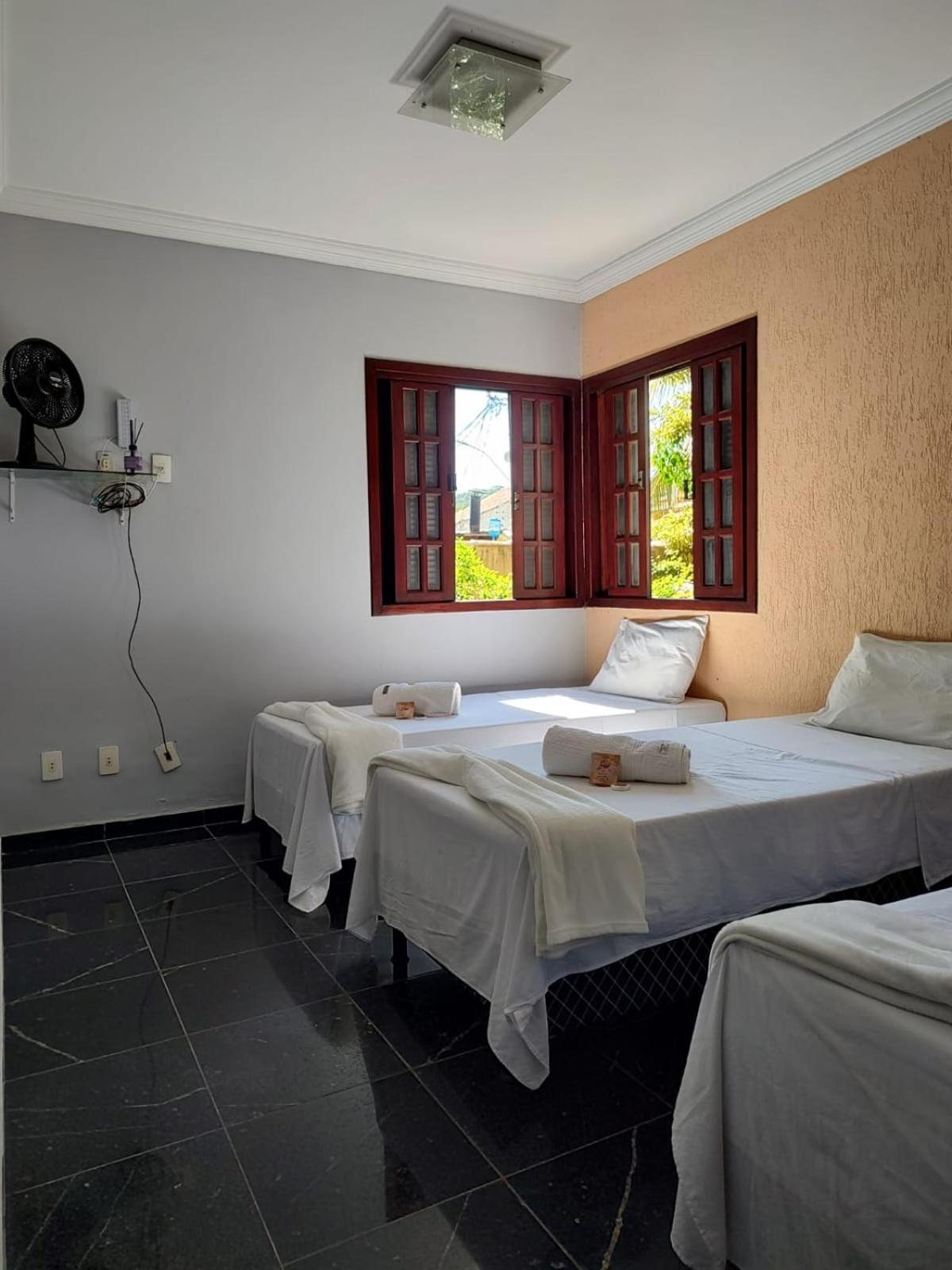 Economy Quadruple Room photo 2