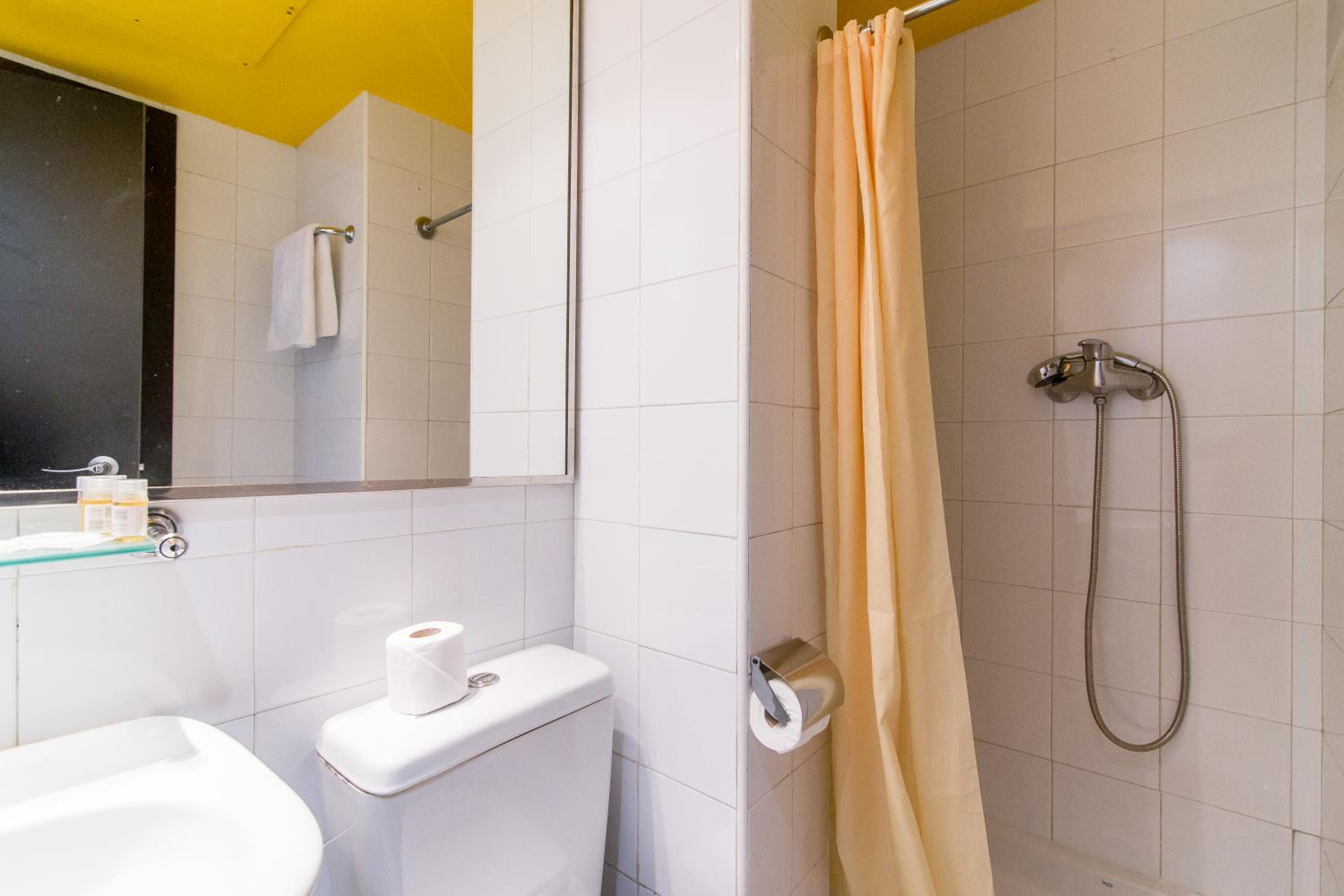 Single Room photo 3