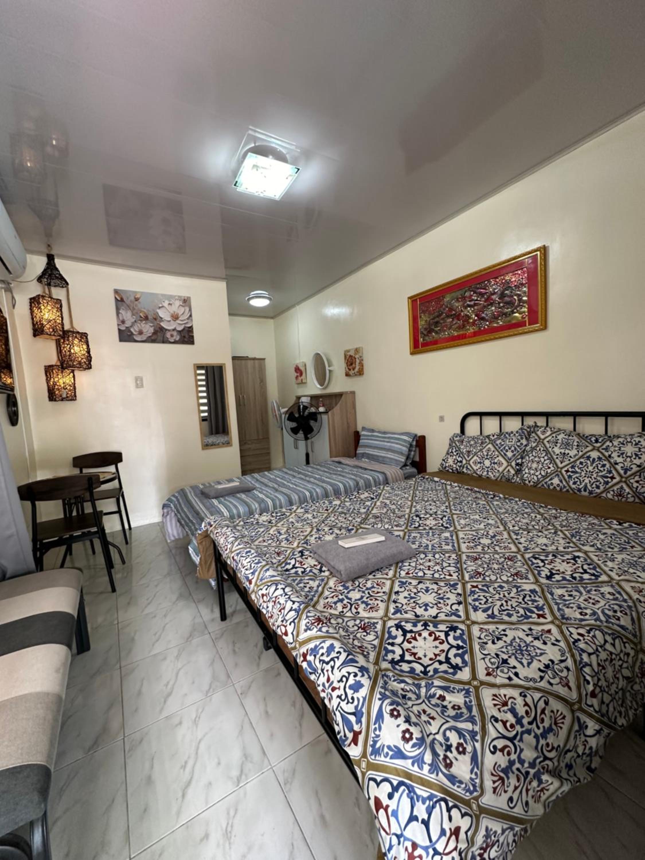 Deluxe Double Room with Bath photo 2