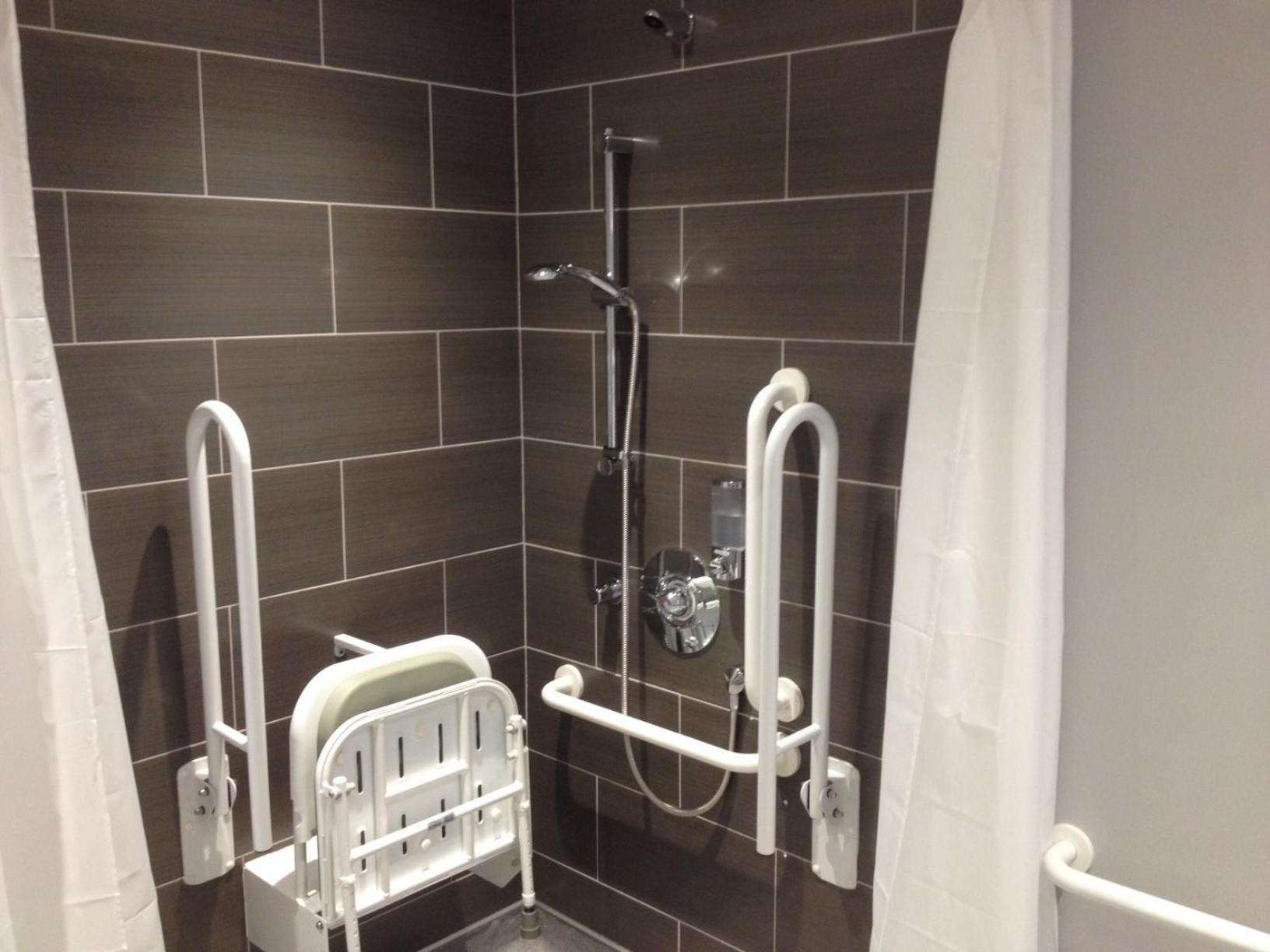 Double or Twin Room - Disability Access - Photo 3