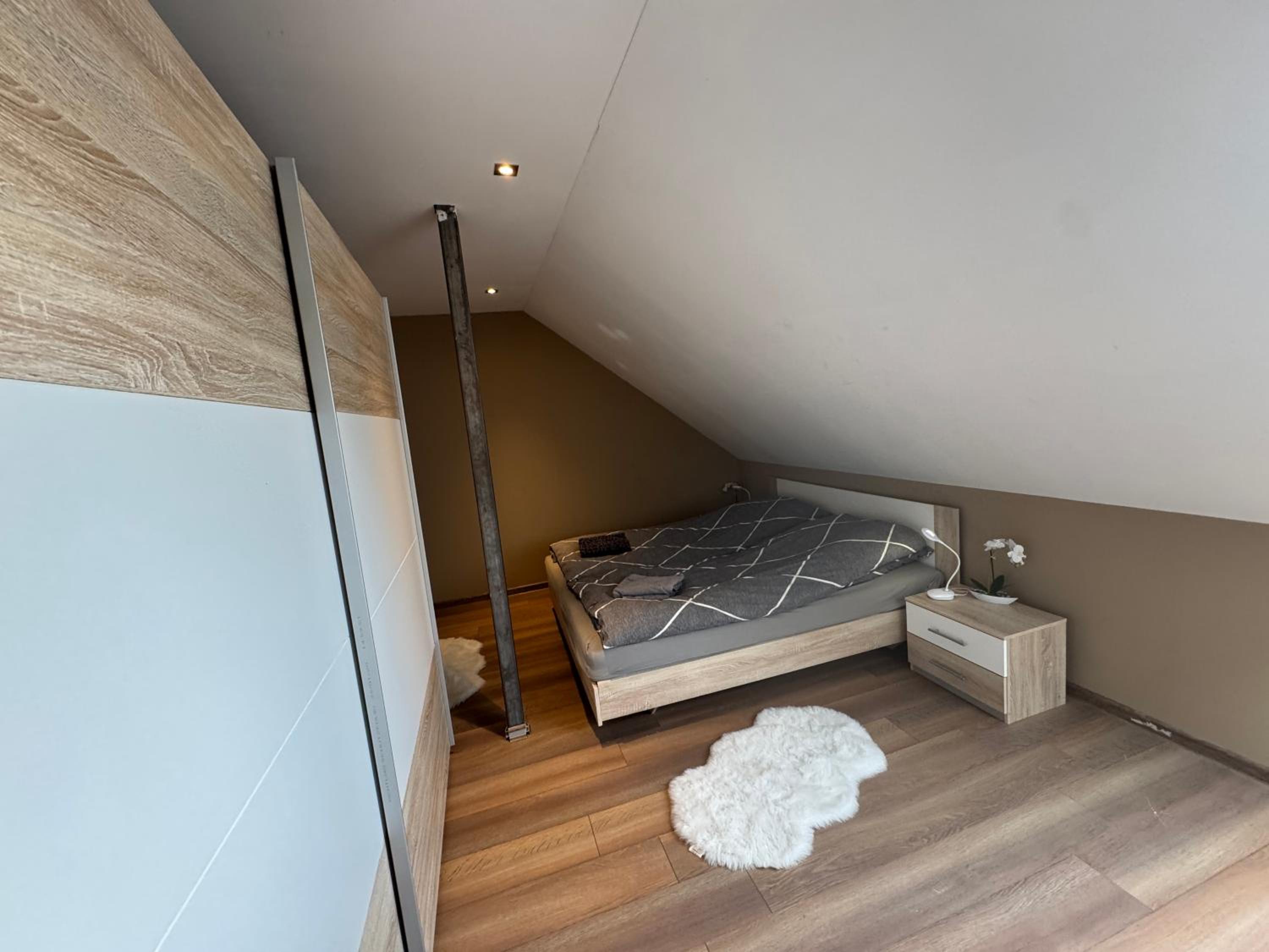 Apartment - Split Level photo 2