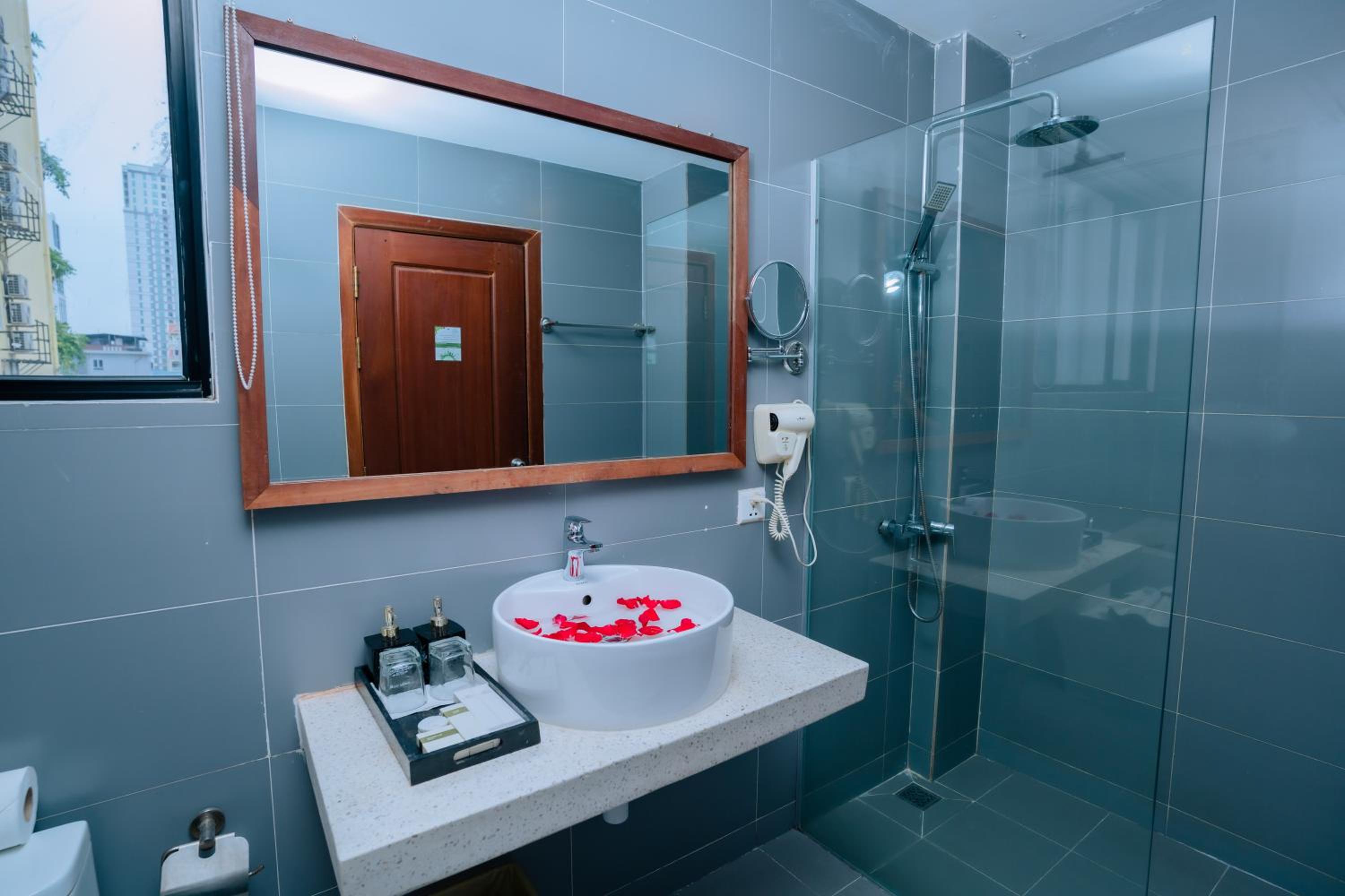 Deluxe Triple Room photo 2